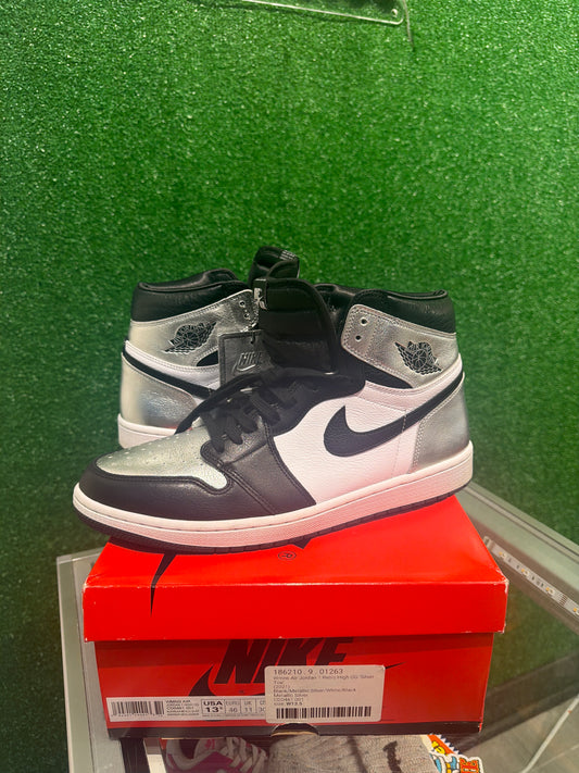 Air Jordan 1 Silver Toe (USED)