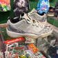 Air Jordan 11 low snakeskin light bone (USED) .