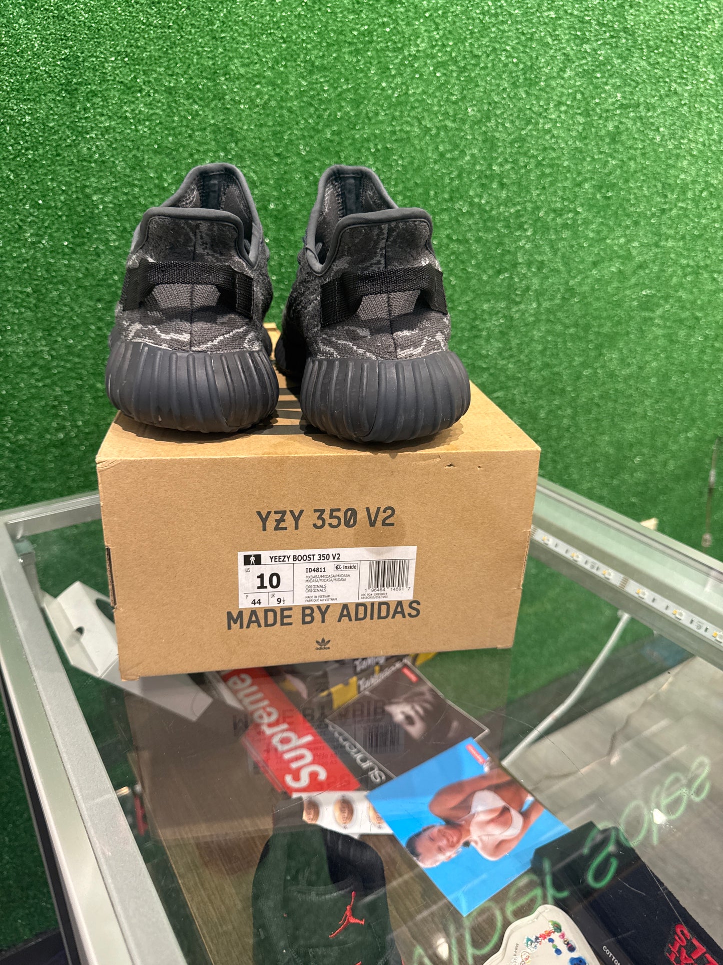 Yeezy 350 Dark Salt(USED)