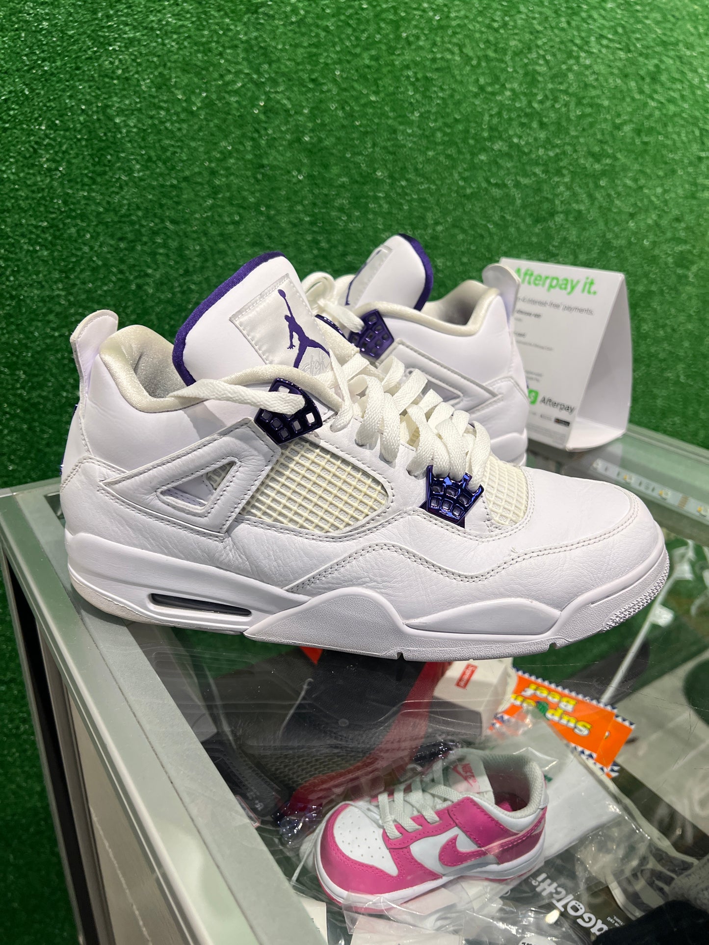 Air Jordan 4 metallic purple (USED)