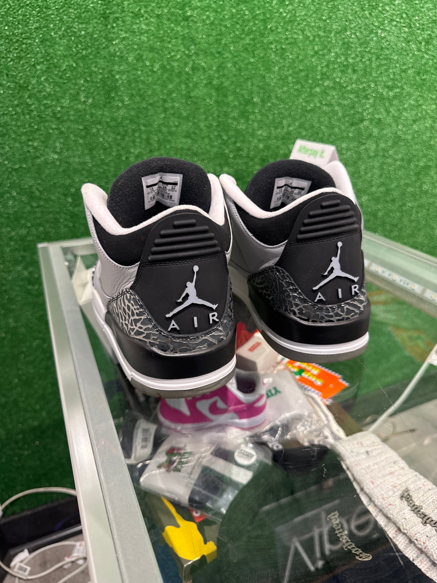 Air Jordan 3 wolf grey (USED)