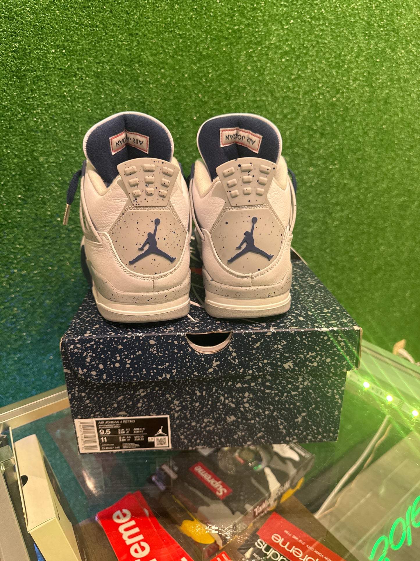 Air Jordan 4 Midnight Navy (USED)