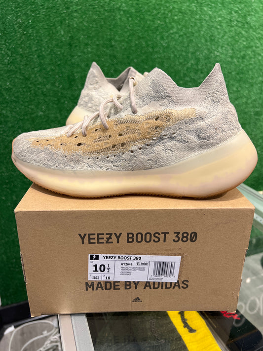 Yeezy 380 yecoraite reflective (USED)