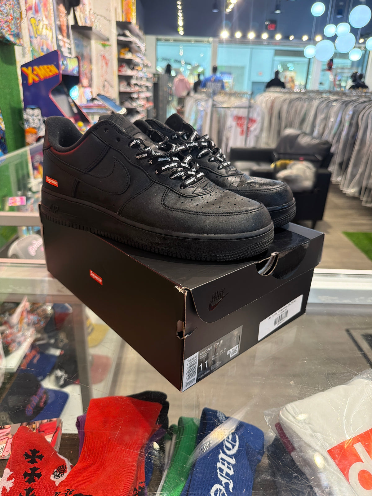 Air Force 1 Supreme (BLACK) (USED)