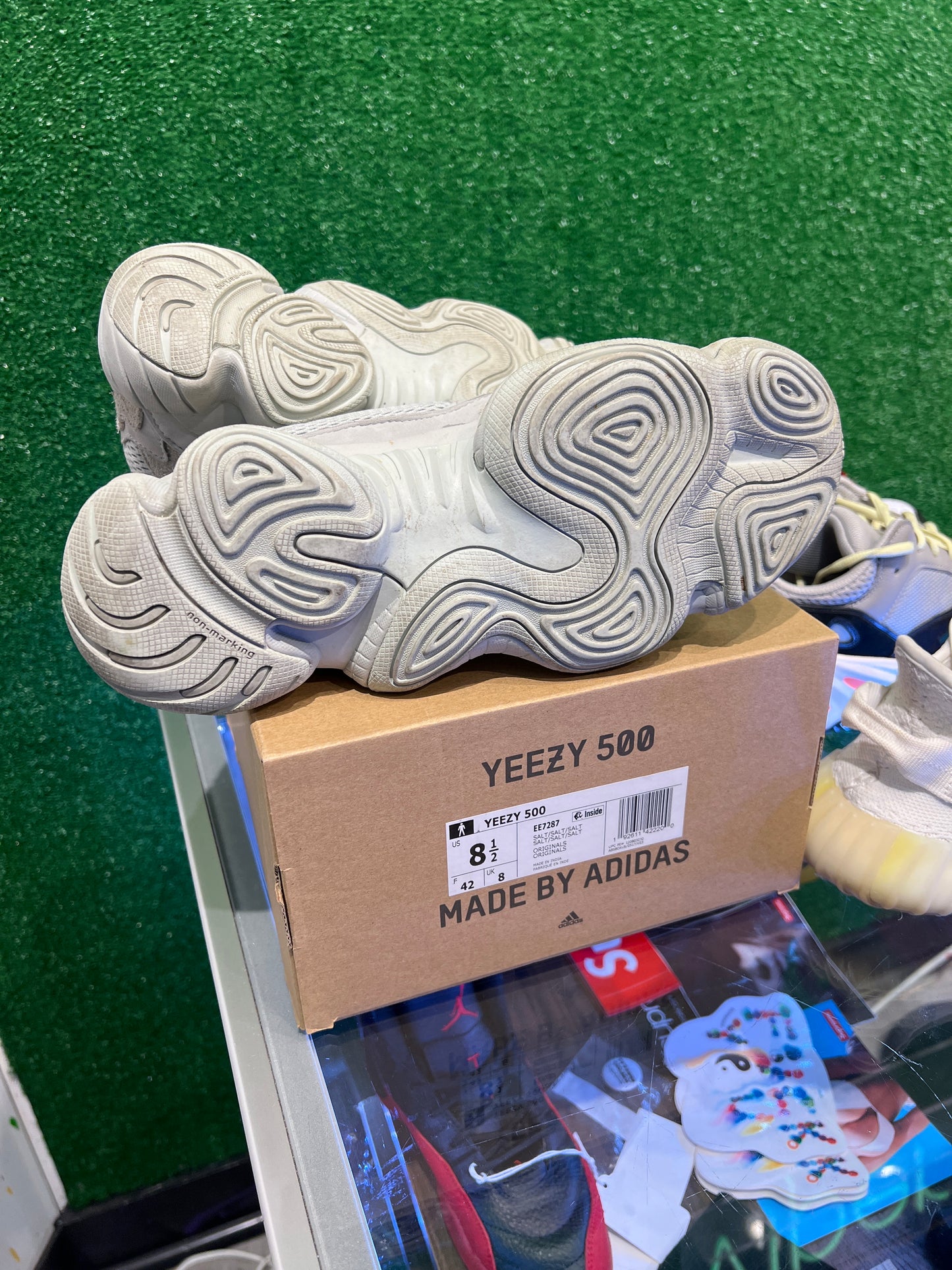 Yeezy 500 Stone salt (USED)