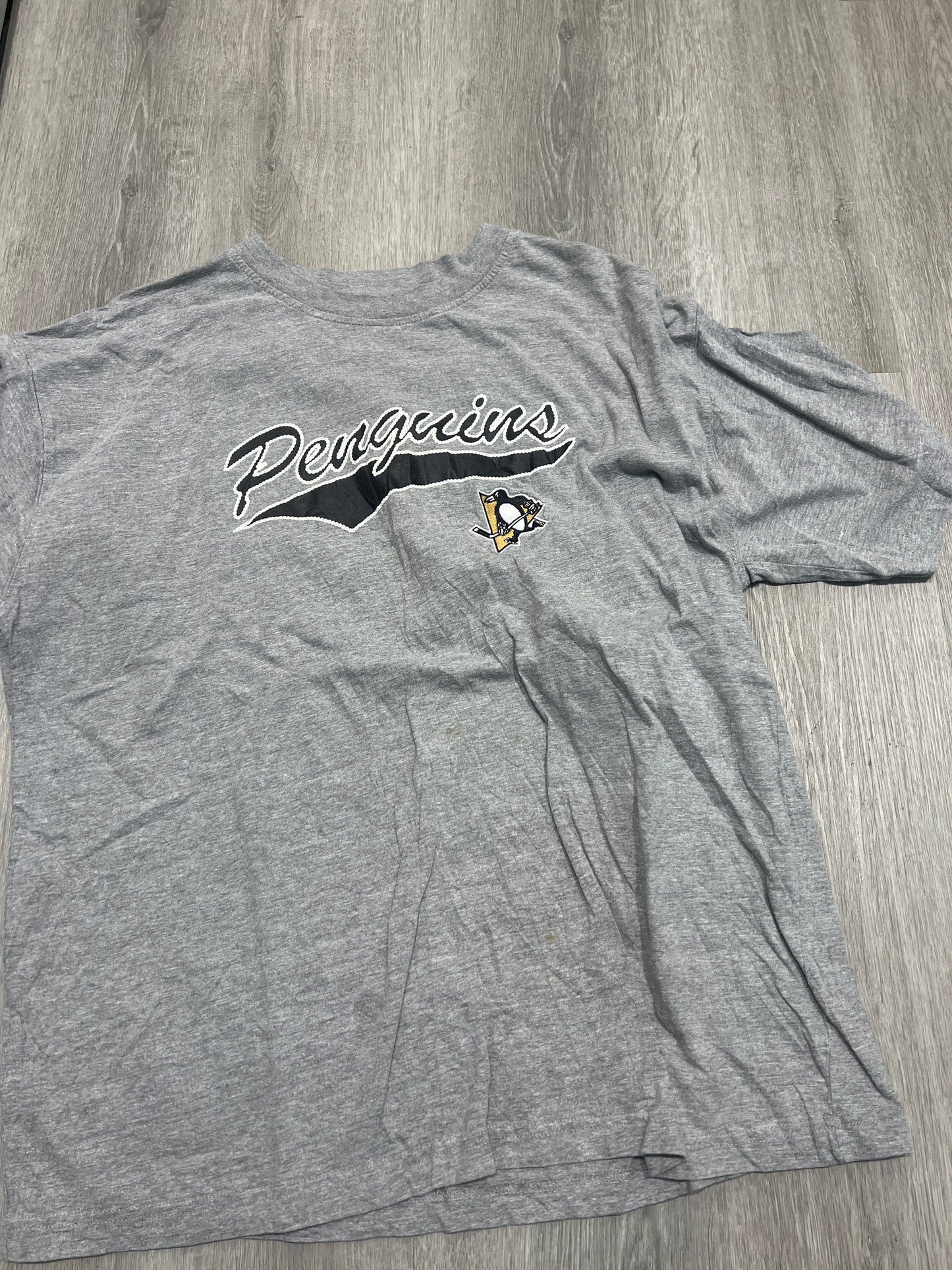 Penguins hockey tee