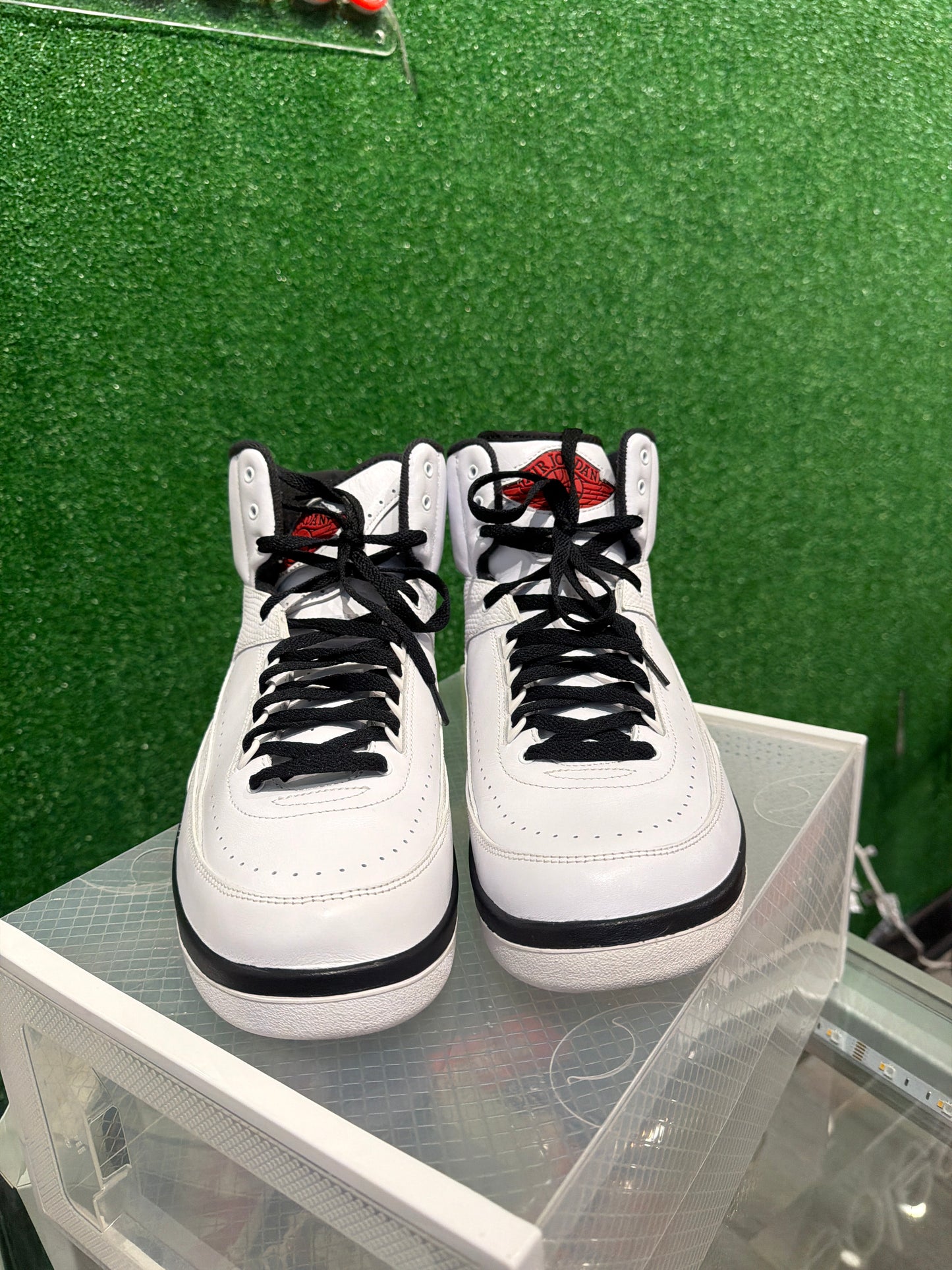 Air Jordan 2 Chicago (USED)