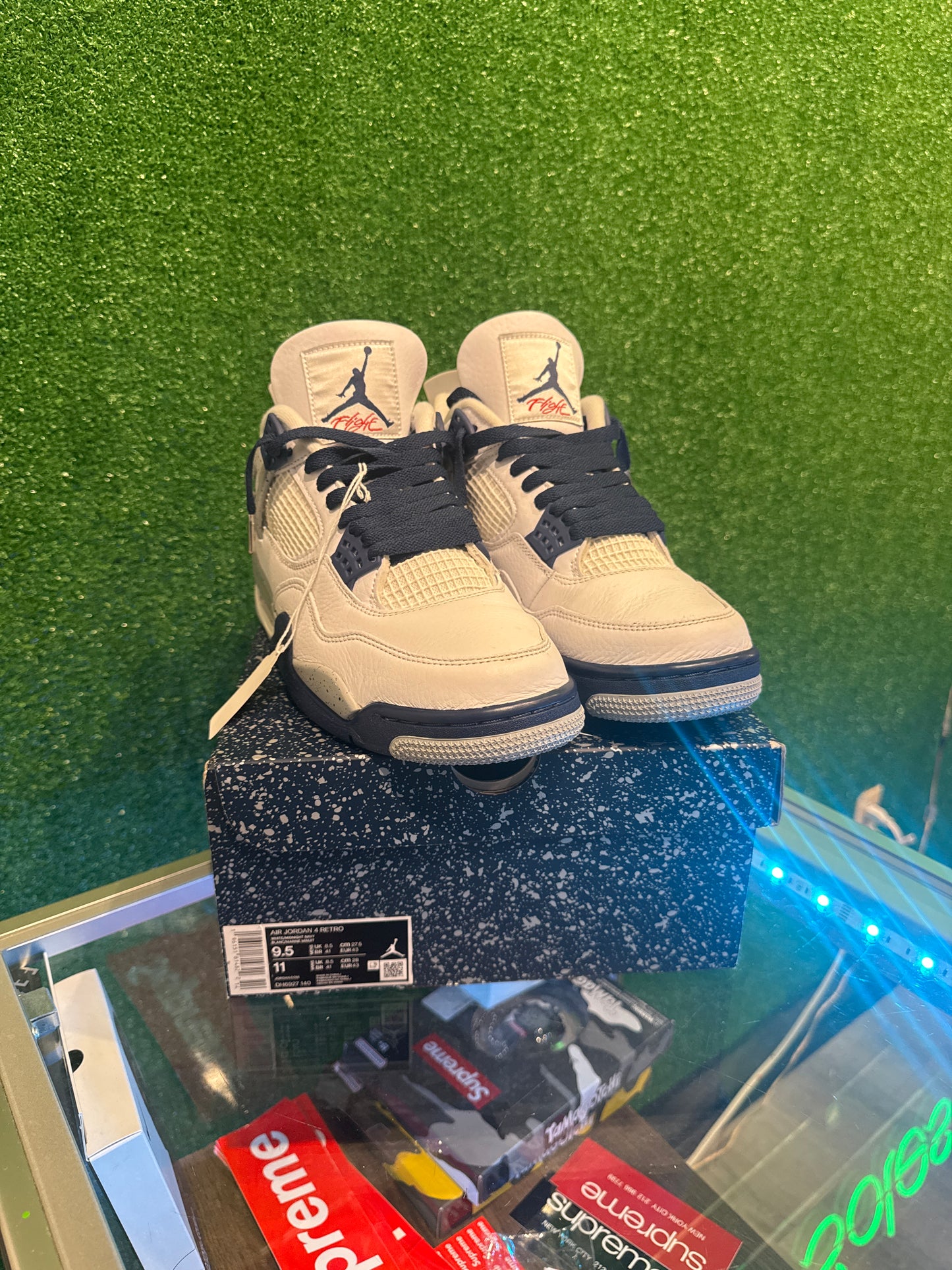 Air Jordan 4 Midnight Navy (USED)