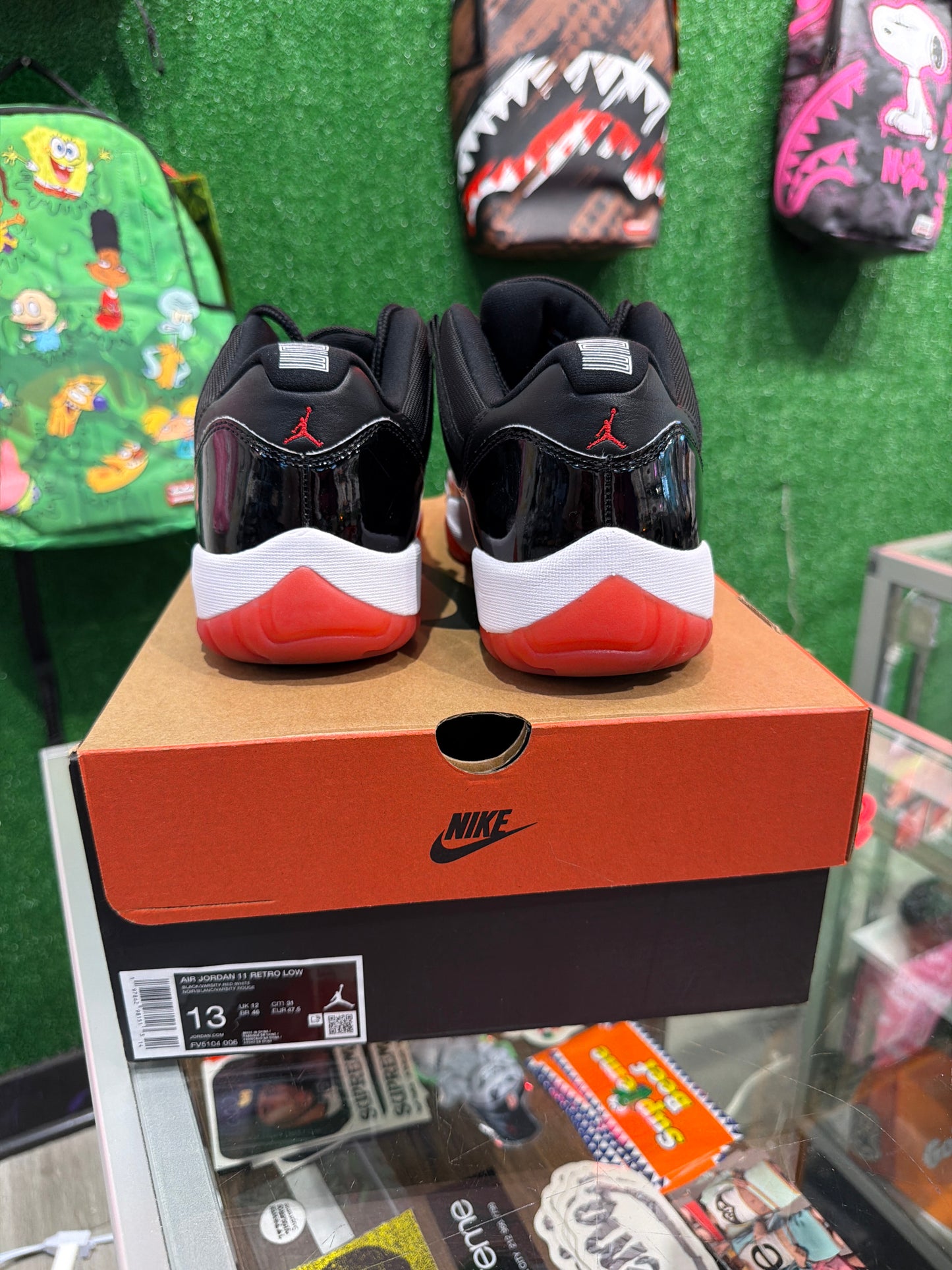 Air Jordan 11 low bred (USED)