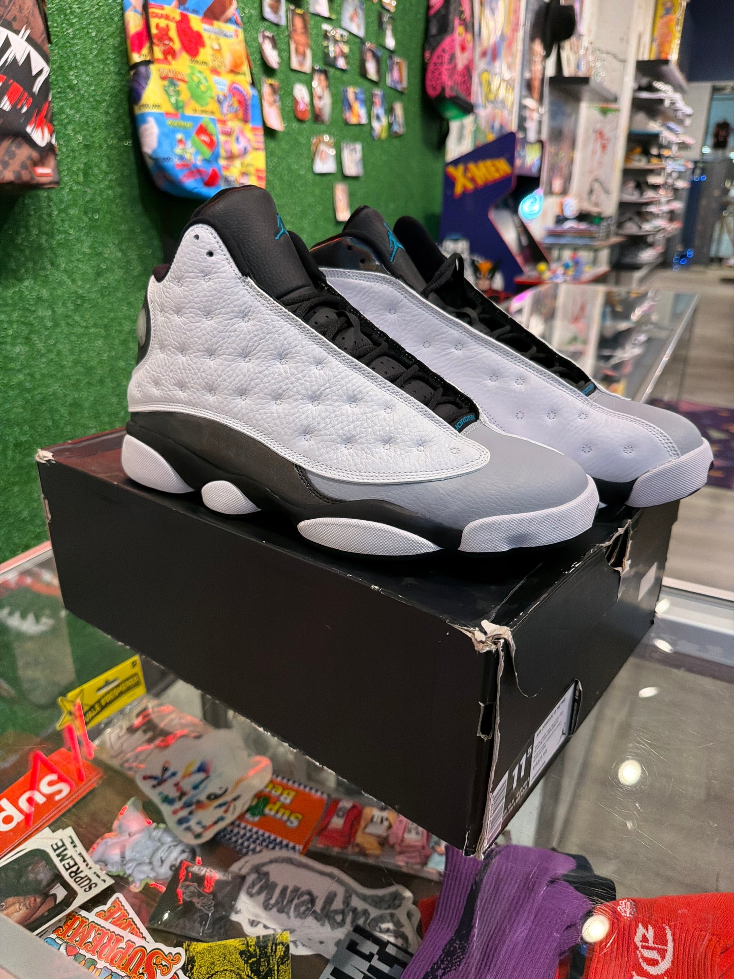 Air Jordan 13 barons hologram (USED)