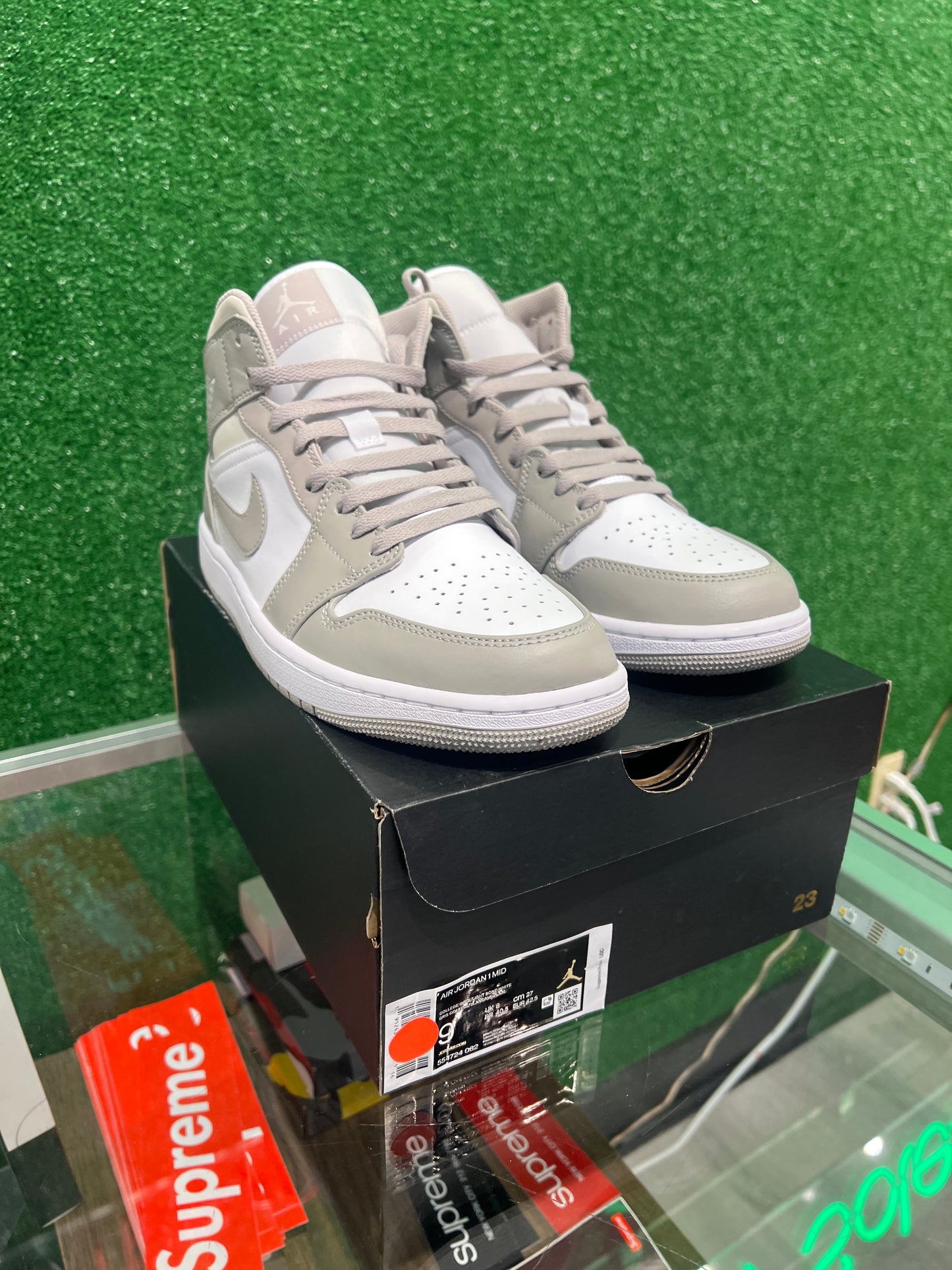 Air Jordan 1 Mid Linen (USED)