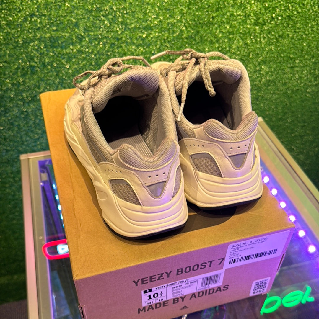 Yeezy Boost 700 V2 Static (USED)