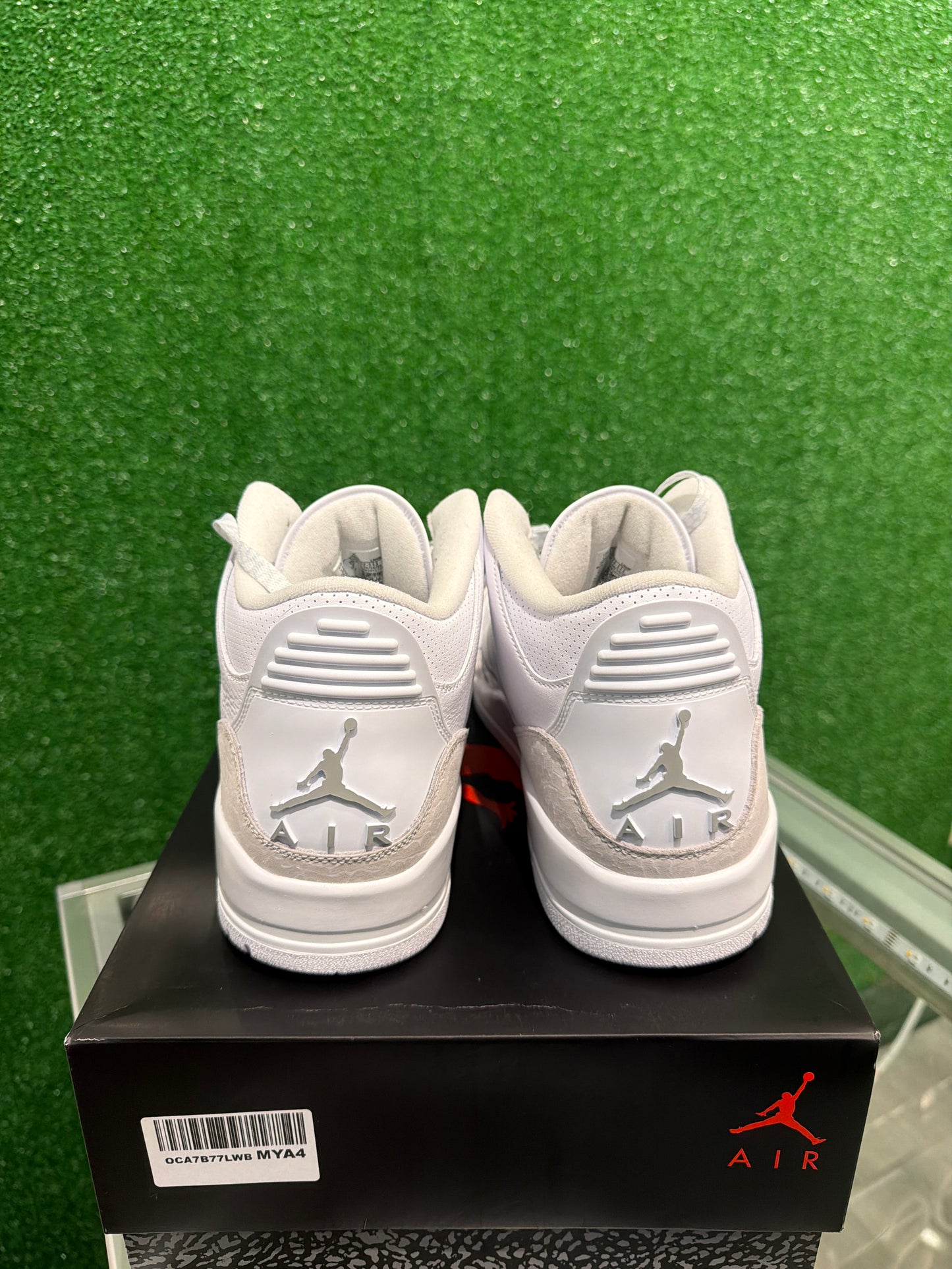 Air Jordan 3 pure money (USED)
