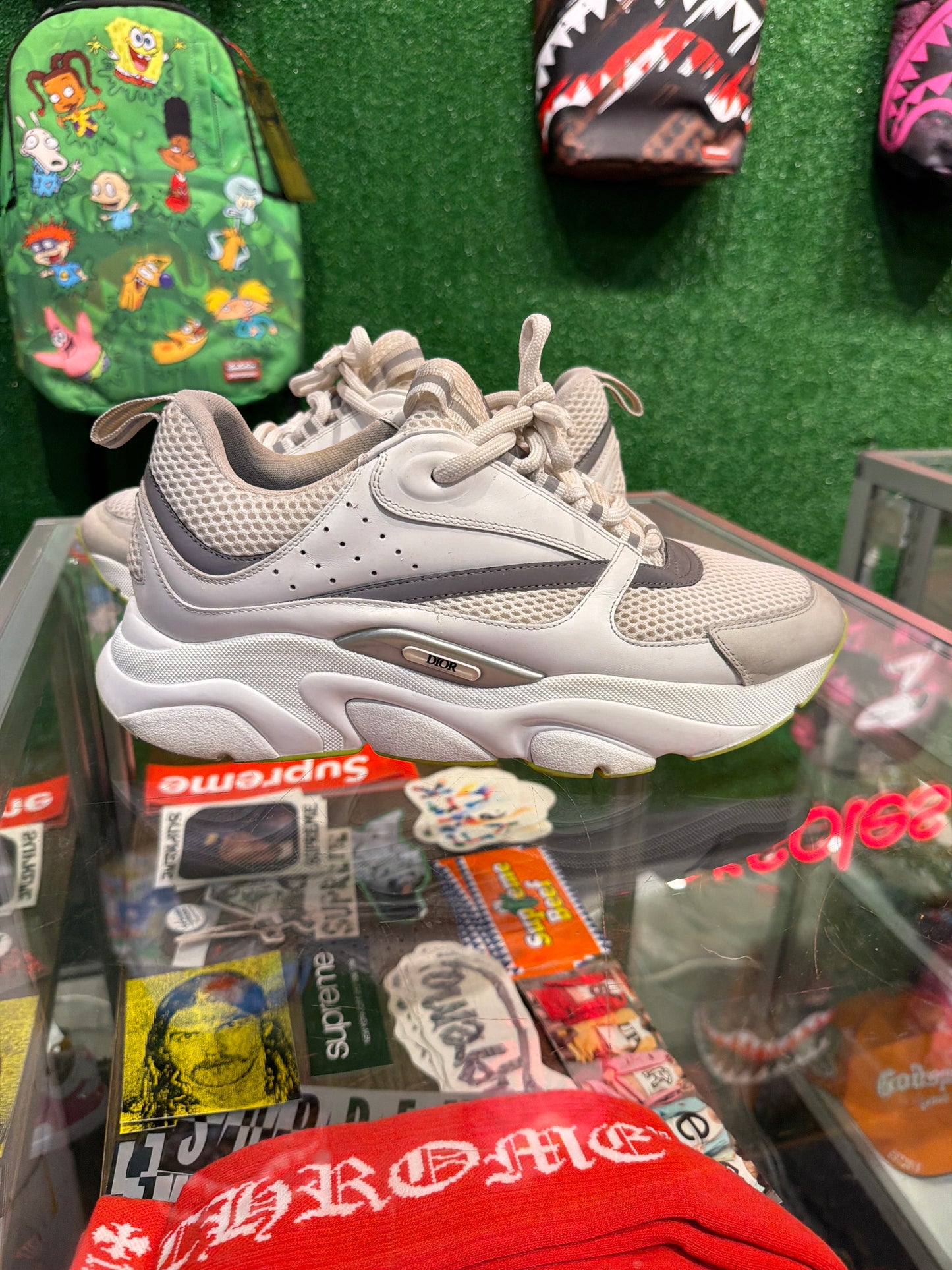 Dior B22 white silver fuo green (USED)