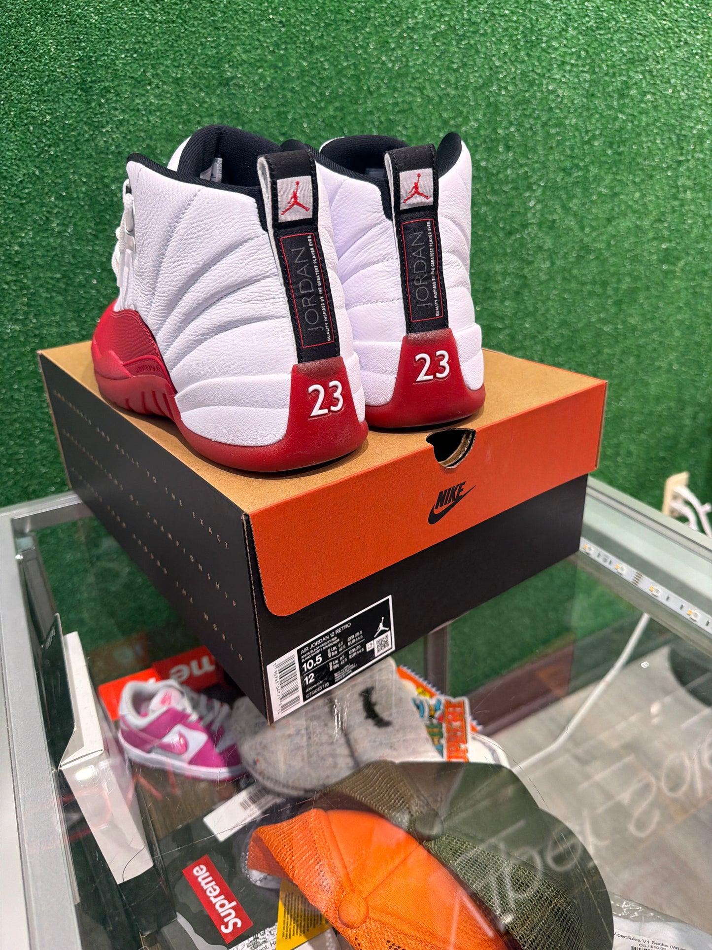 Air Jordan 12 Cherry (USED.)