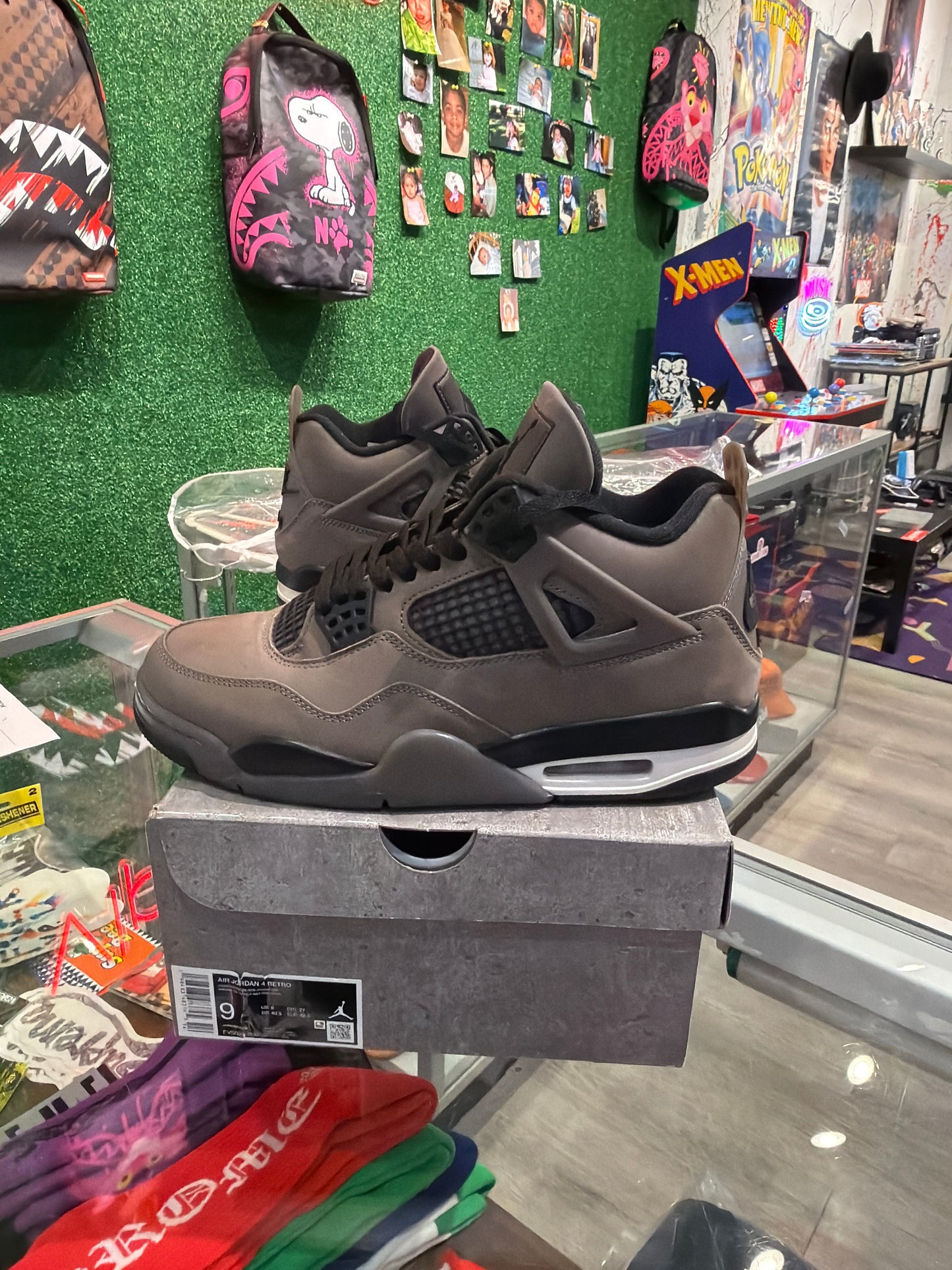 Air Jordan 4 cave  stone (USED)