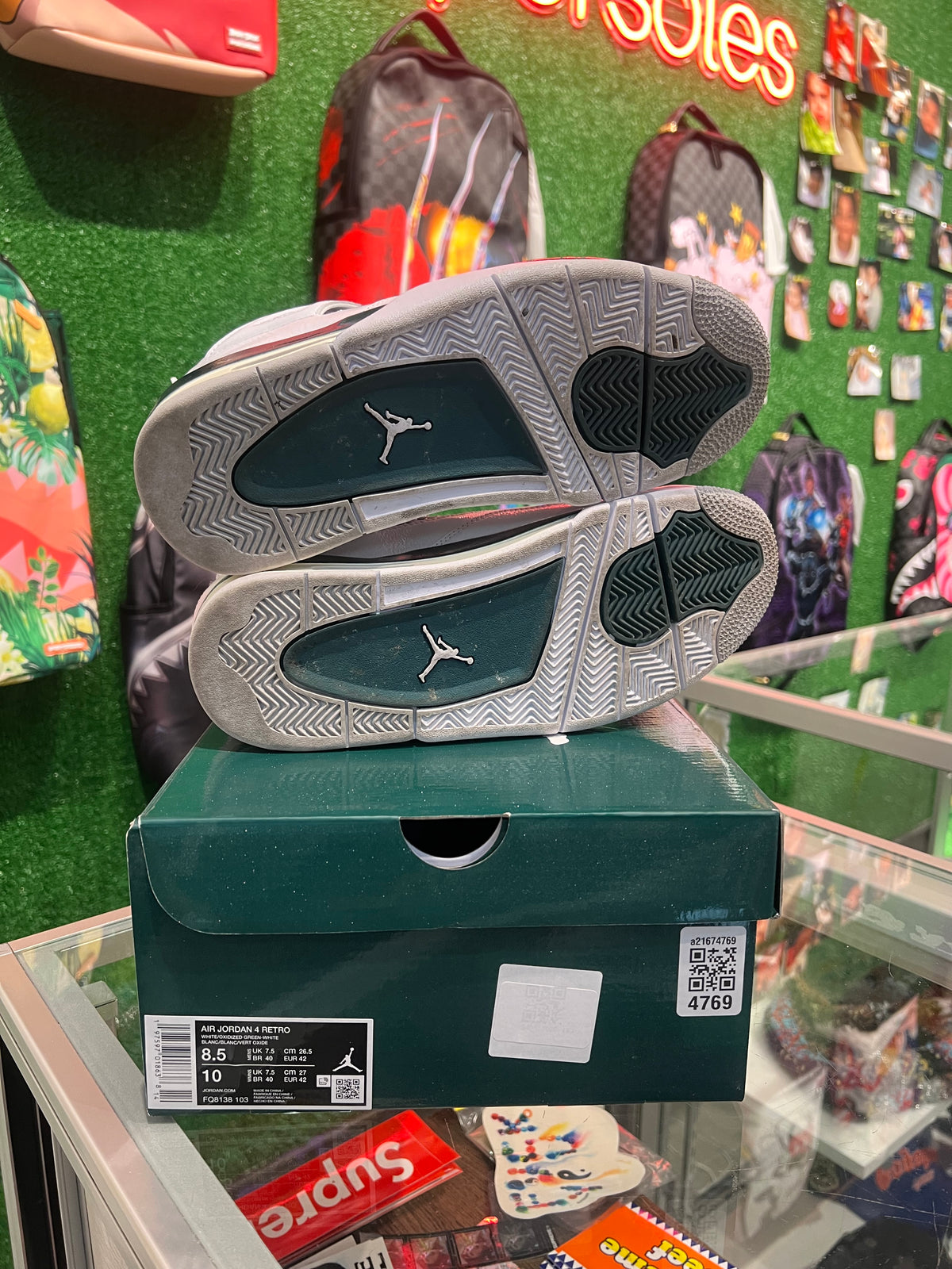 Air Jordan 4 Oxidized Green (USED)
