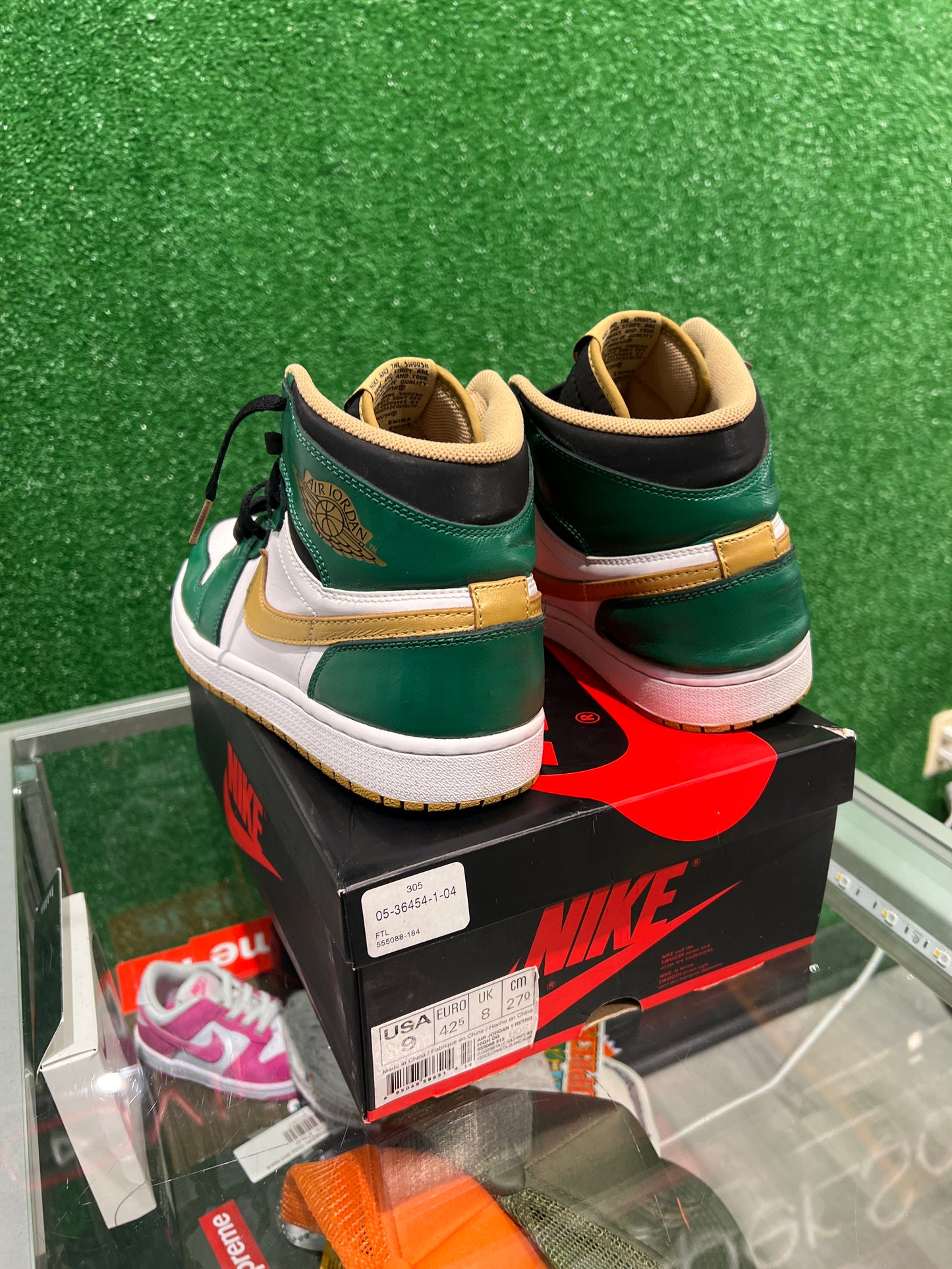 Air Jordan 1  high OG Celtics (USED)