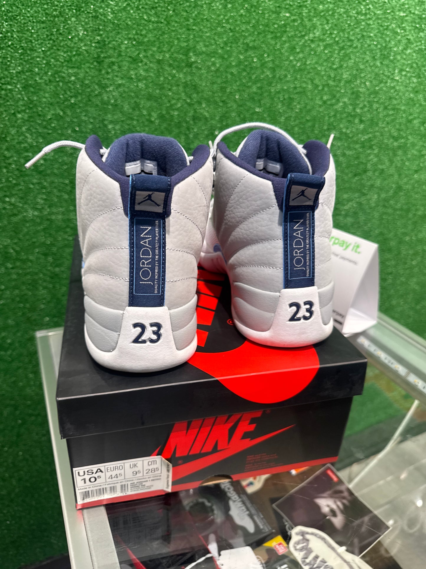 Air Jordan 12 university blue (USED)