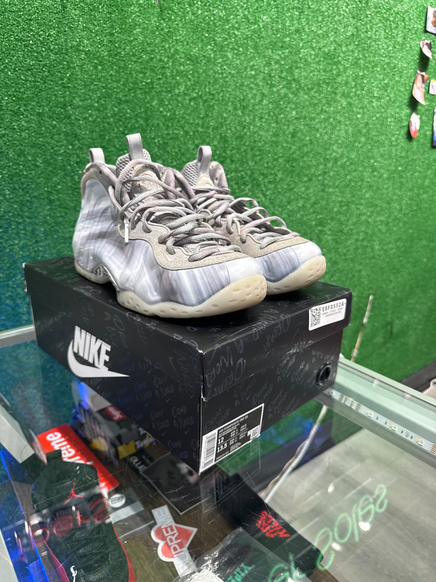 Nike air foamposite one dream a world grey (USED)