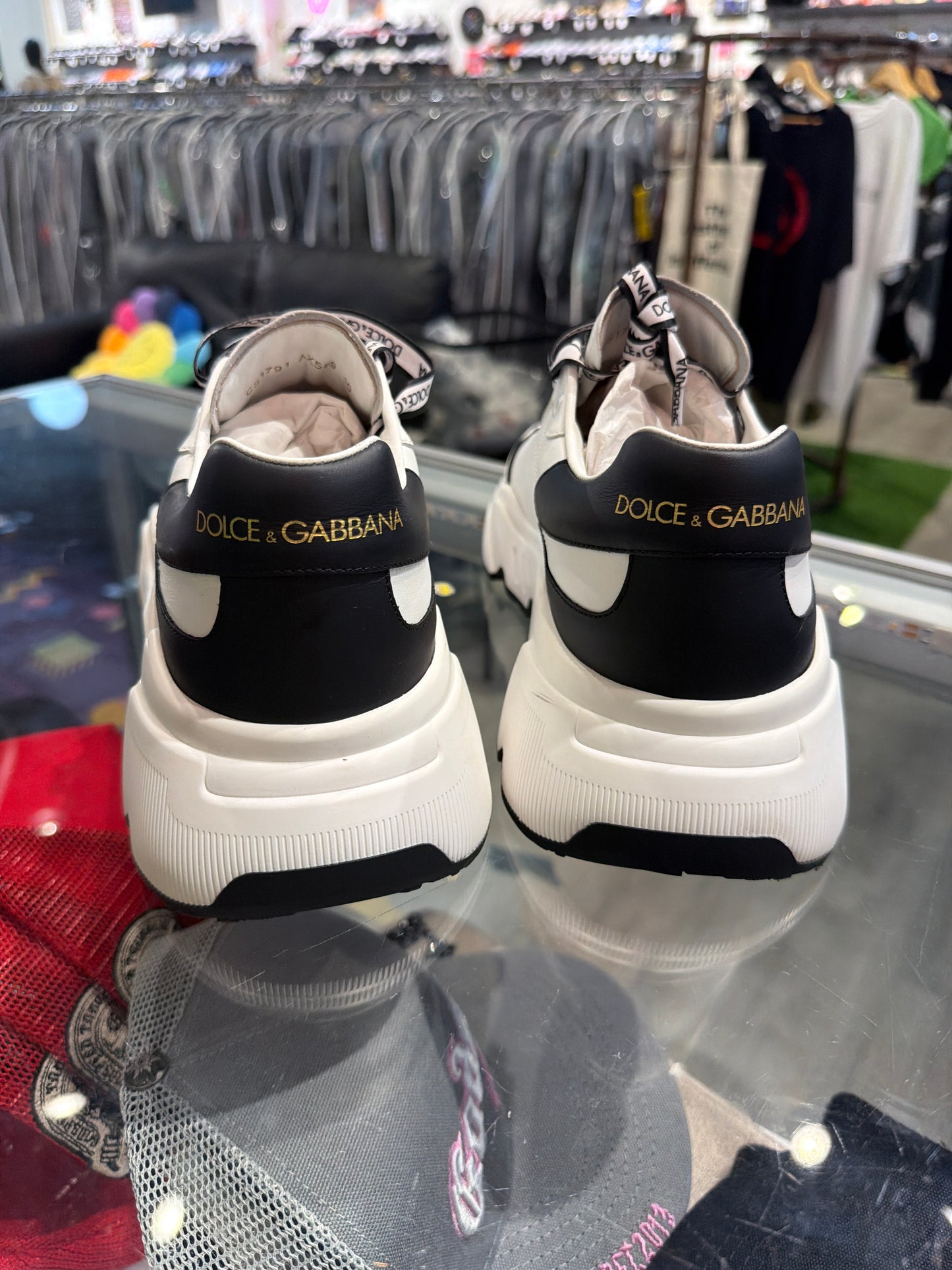 Dolce & Gabbana Daymaster
White Black (USED)