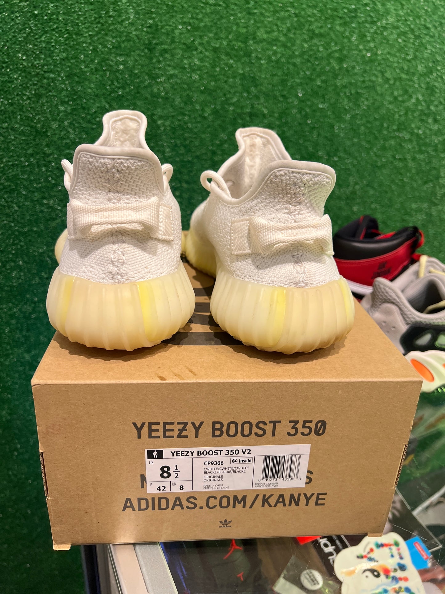 Yeezy 350 Cream (USED)
