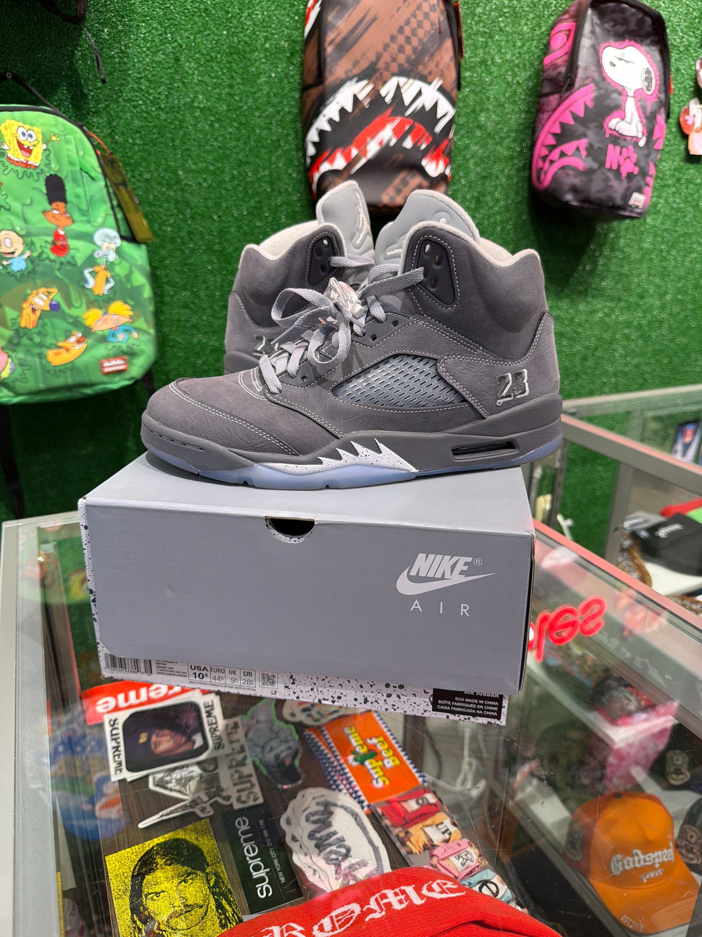 Air Jordan 5 wolf grey (USED)