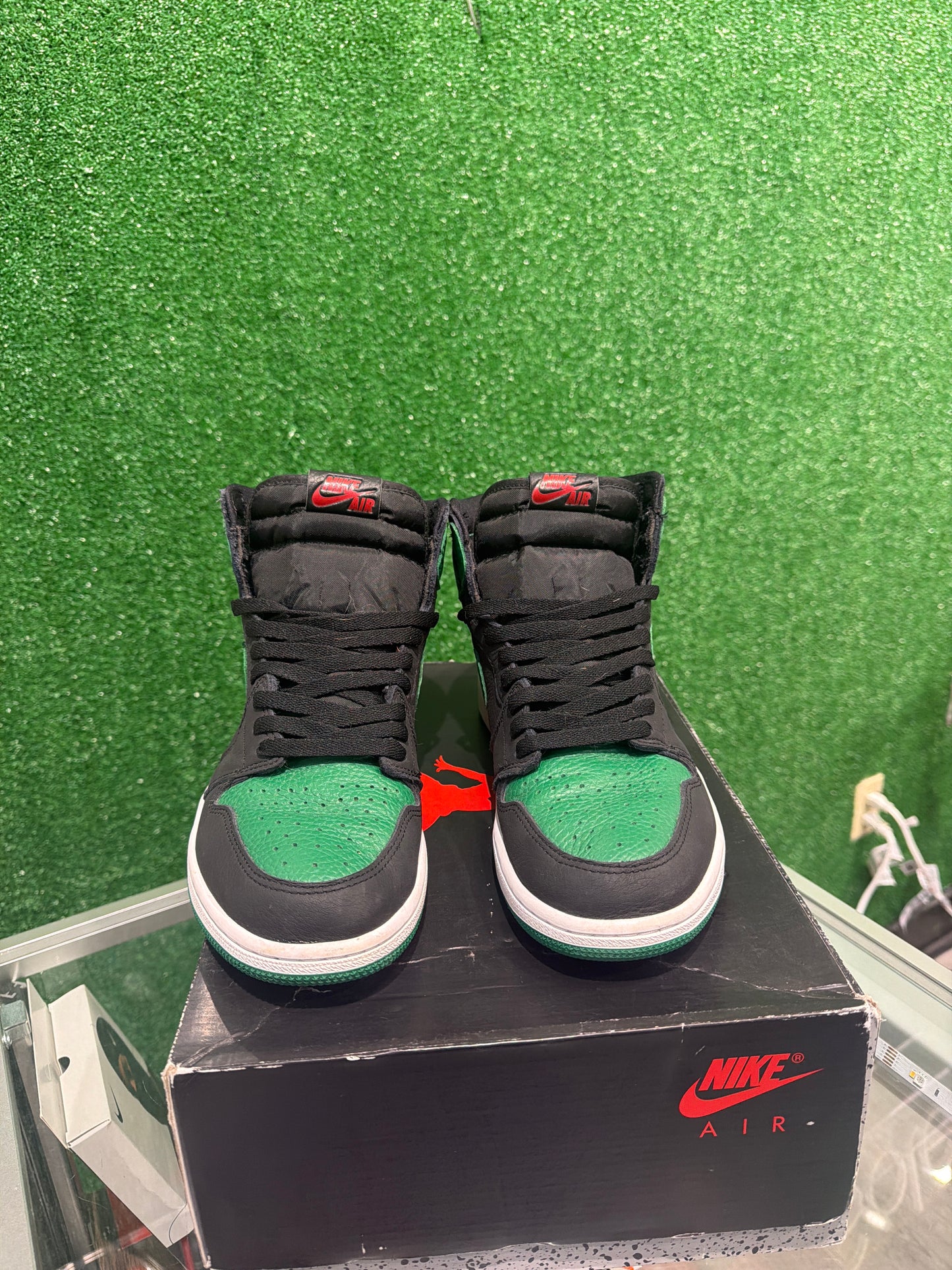 Air Jordan 1 Pine Green (USED)