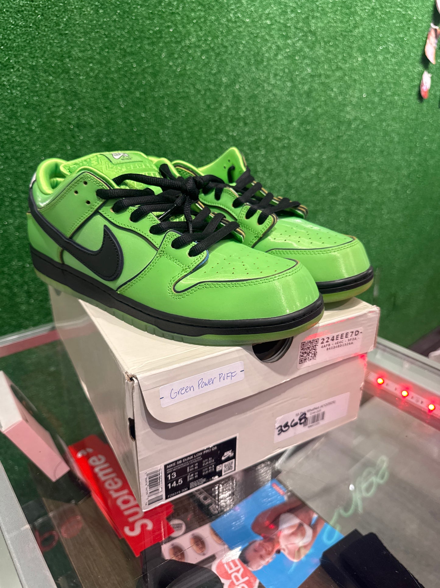 Nike sb dunk low power puff girl buttercup(USED)