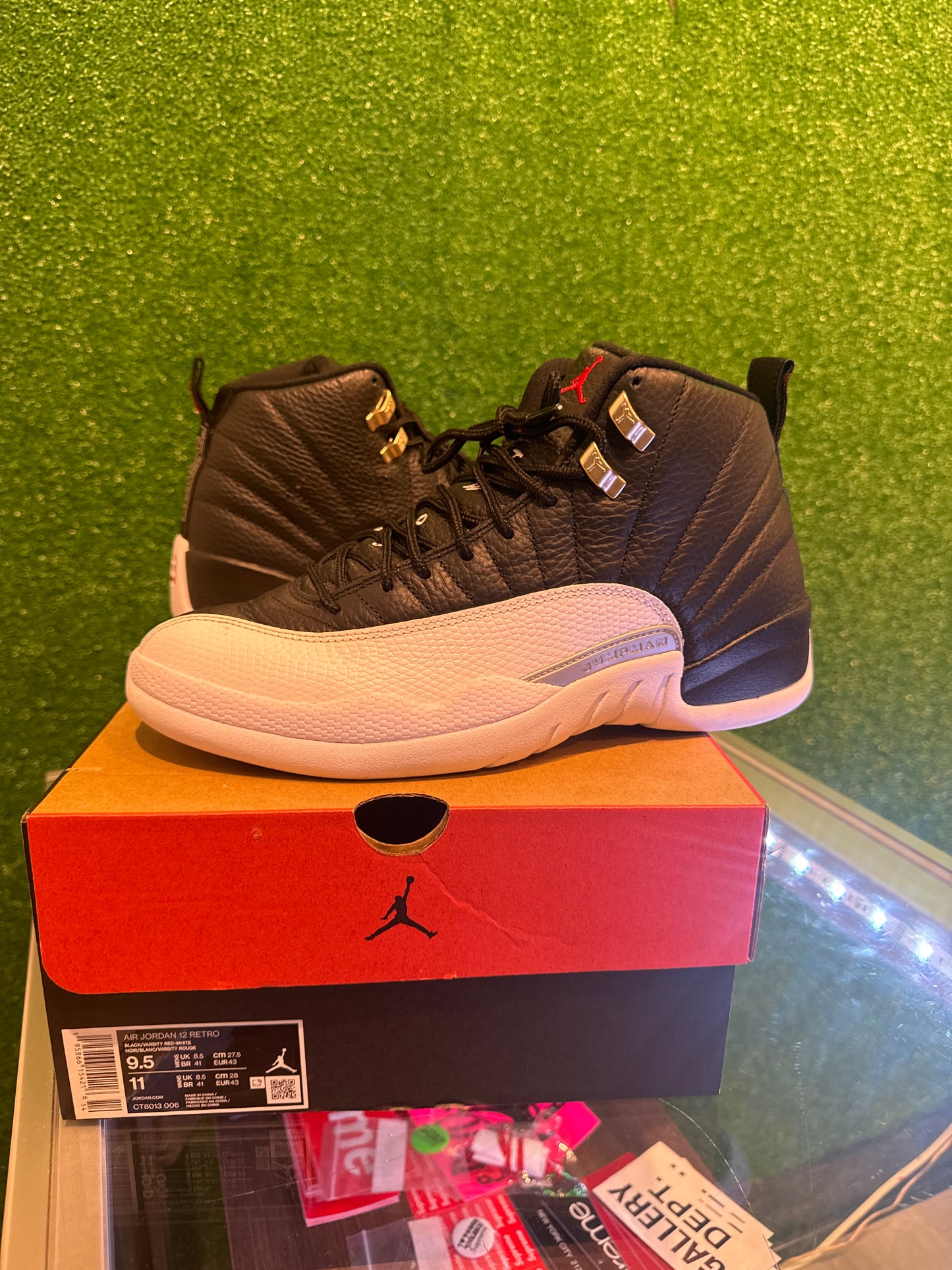 Air Jordan 12 Playoffs (USED)