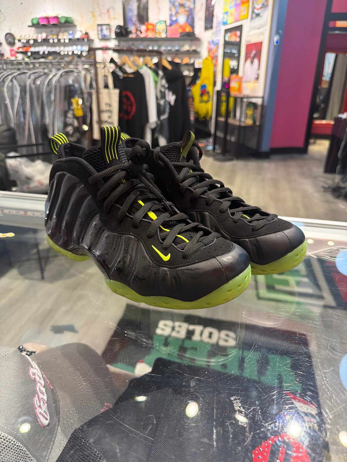 Nike Air Foamposite One Black Volt (USED)