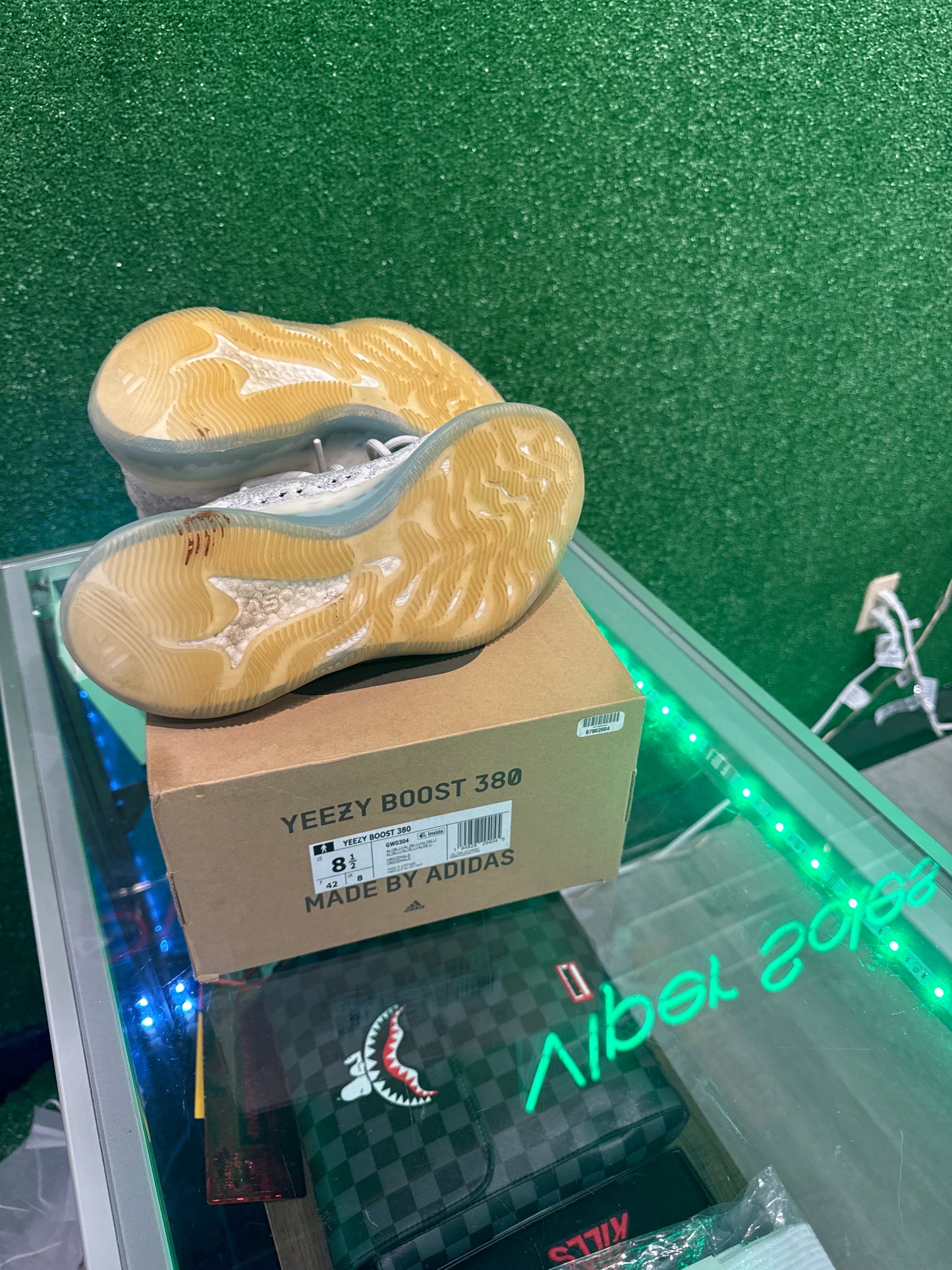 Yeezy 380 alien blue  (USED)