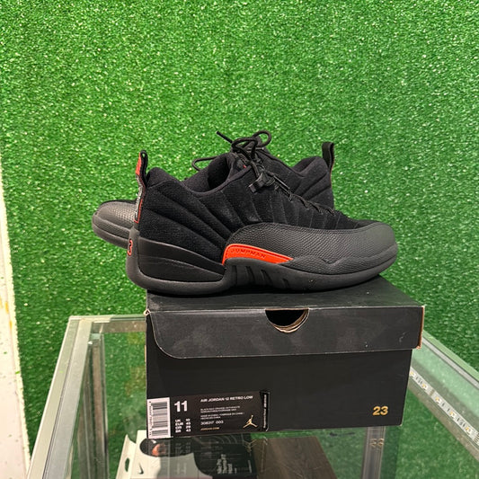 Air Jordan 12 low max orange (USED)