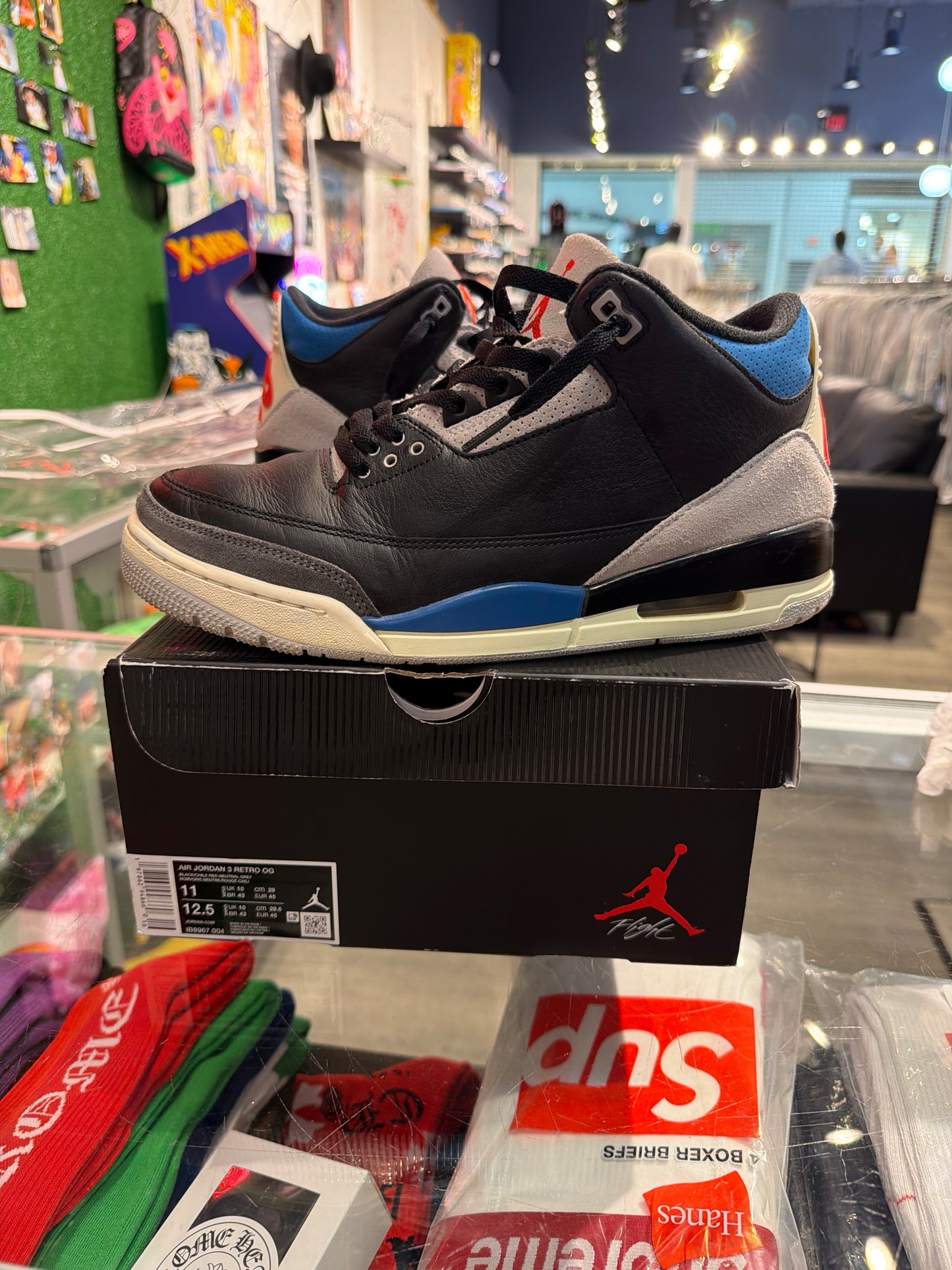Air Jordan 3 Rare Air (USED) .