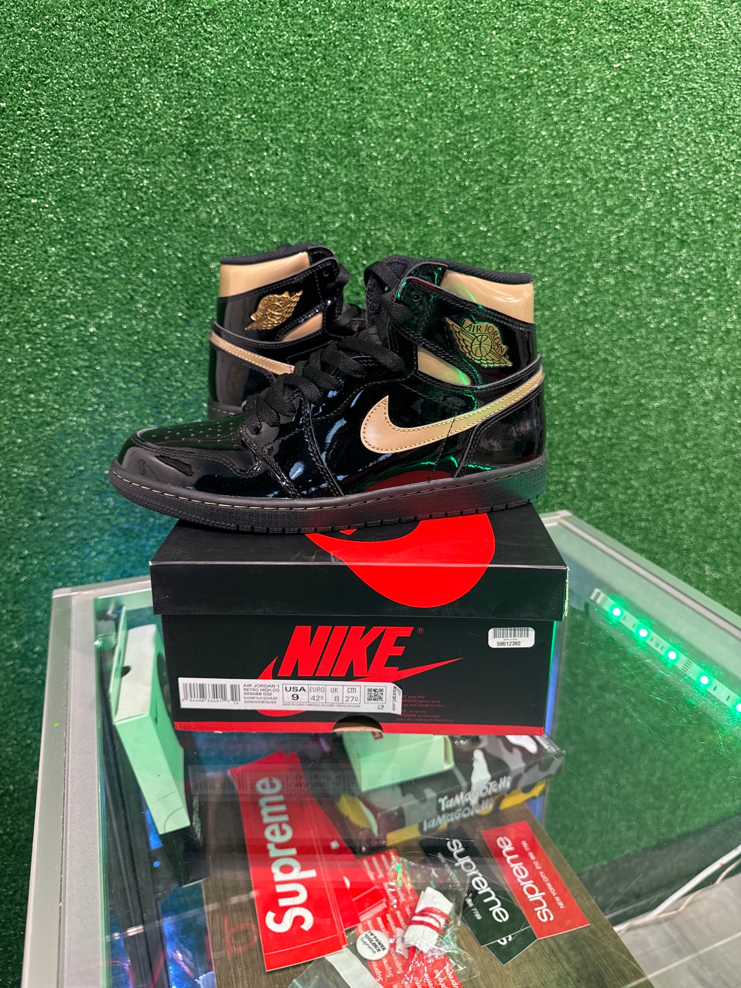 Air Jordan 1 Black Metallic Gold (USED)