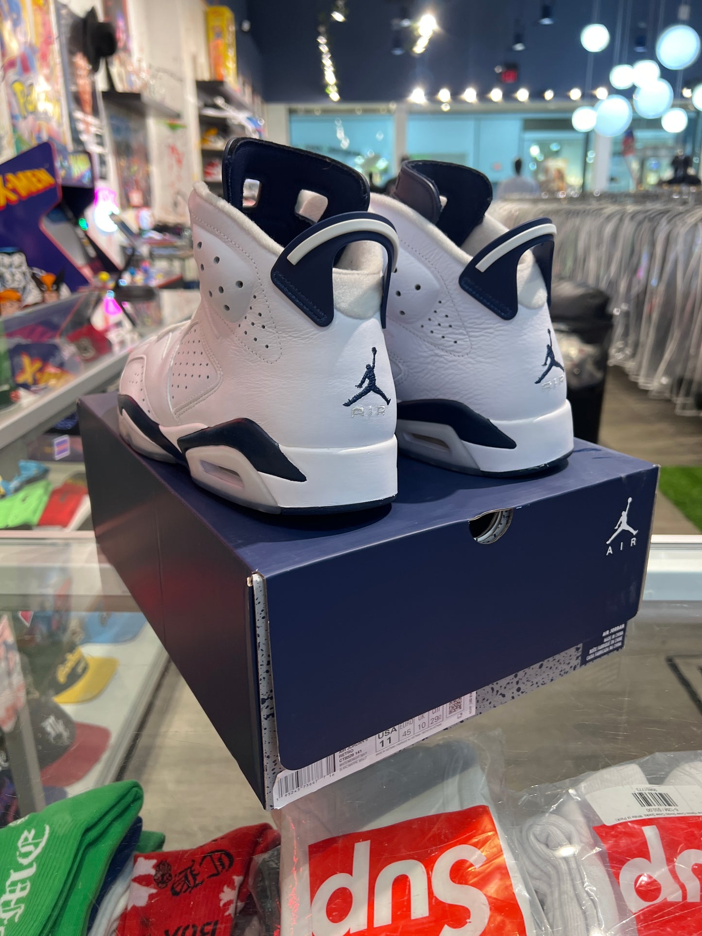Air Jordan 6 Midnight Navy (USED)..