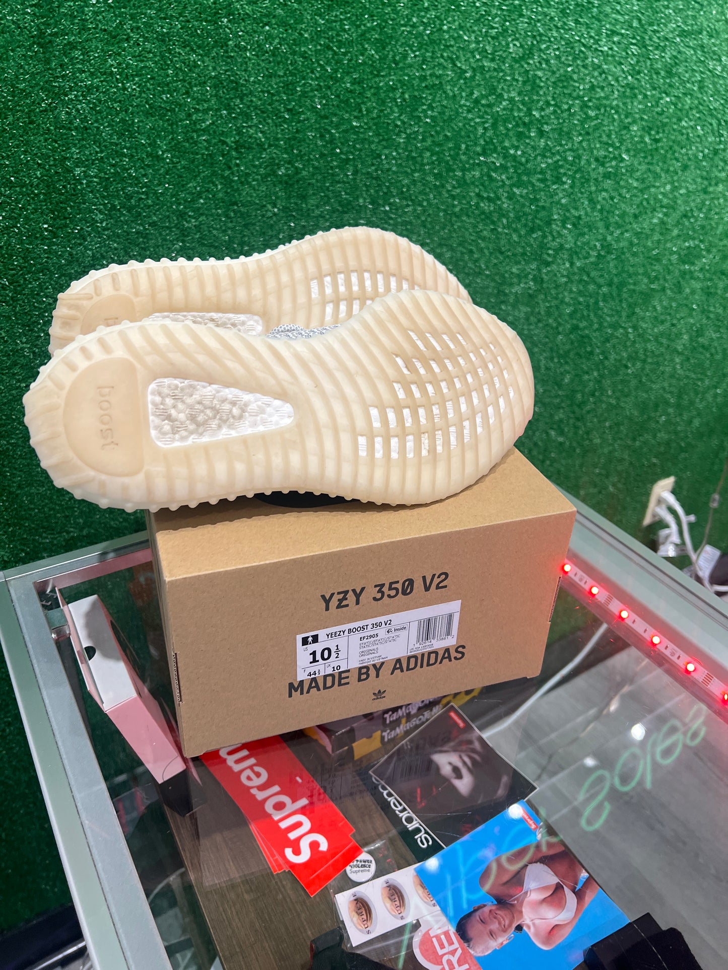 Yeezy 350 V2 Static Non reflective (USED)