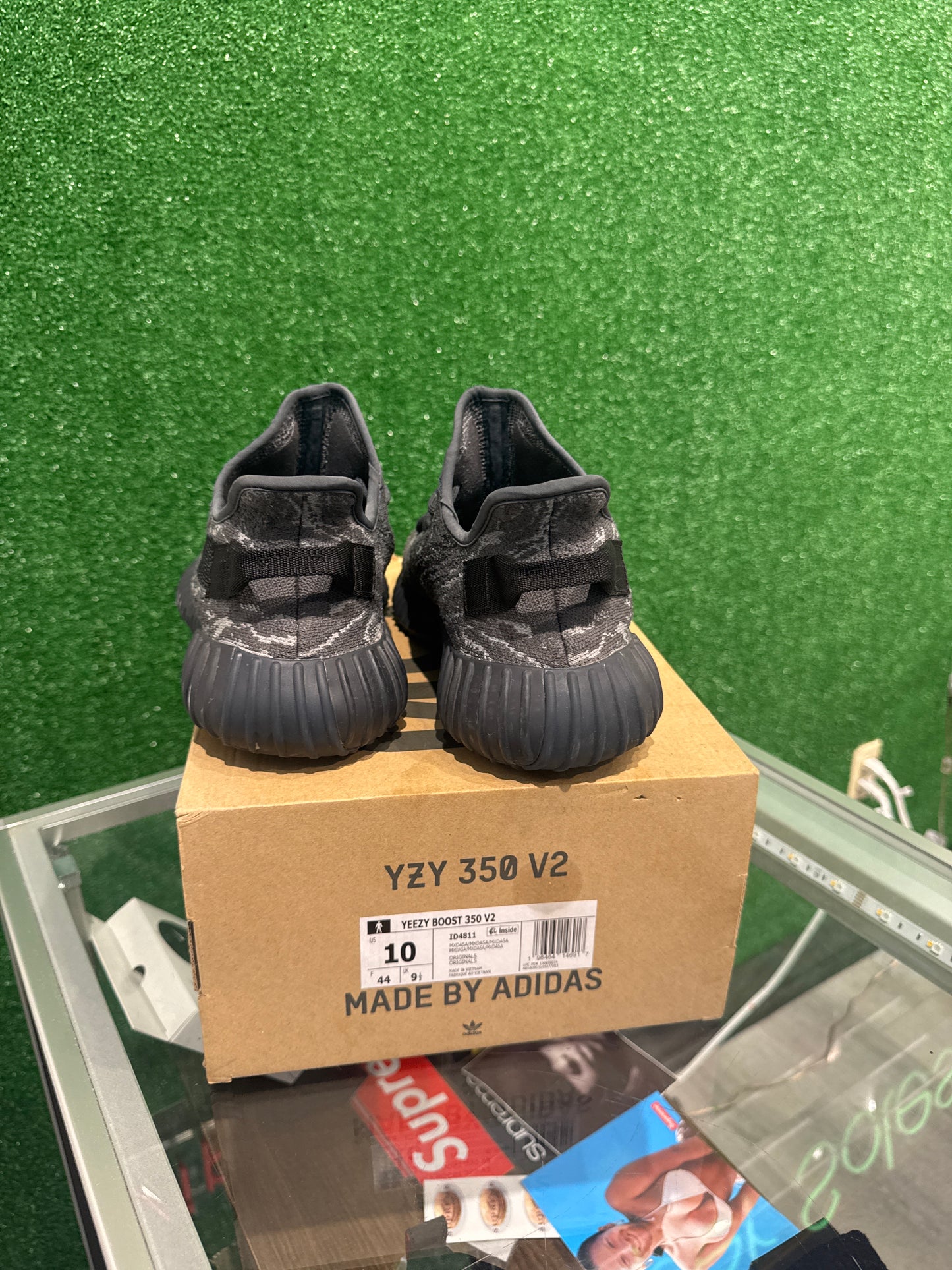Yeezy 350 Dark Salt(USED)