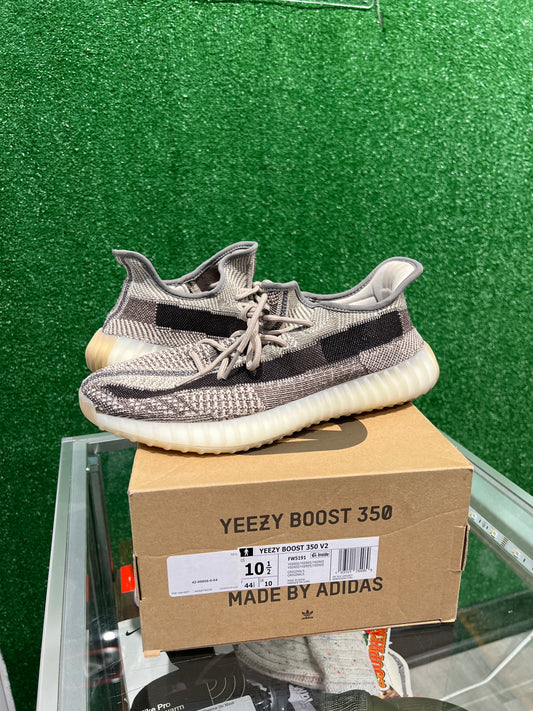 Yeezy Boost 350 Zyon (USED)
