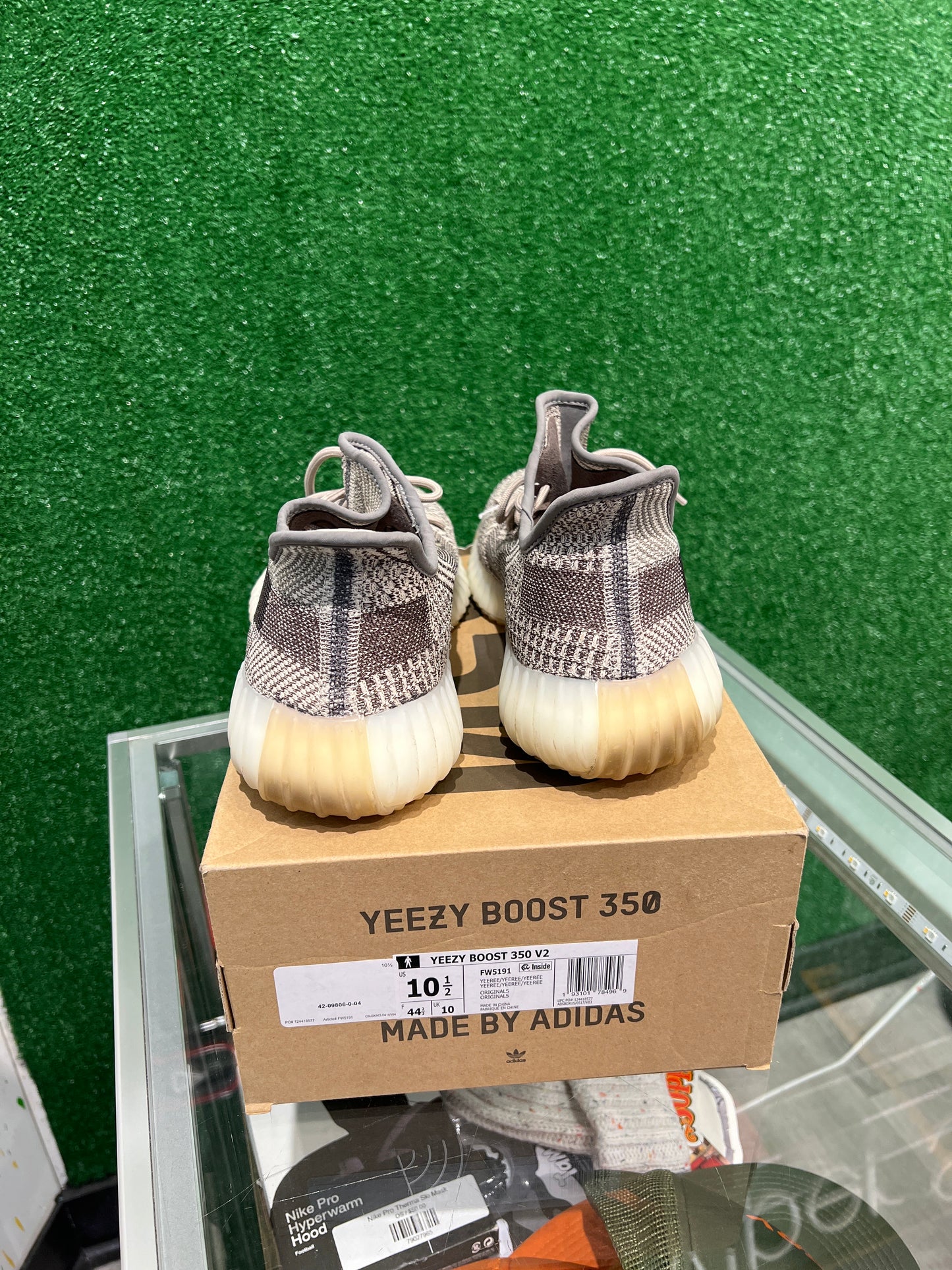 Yeezy Boost 350 Zyon (USED)
