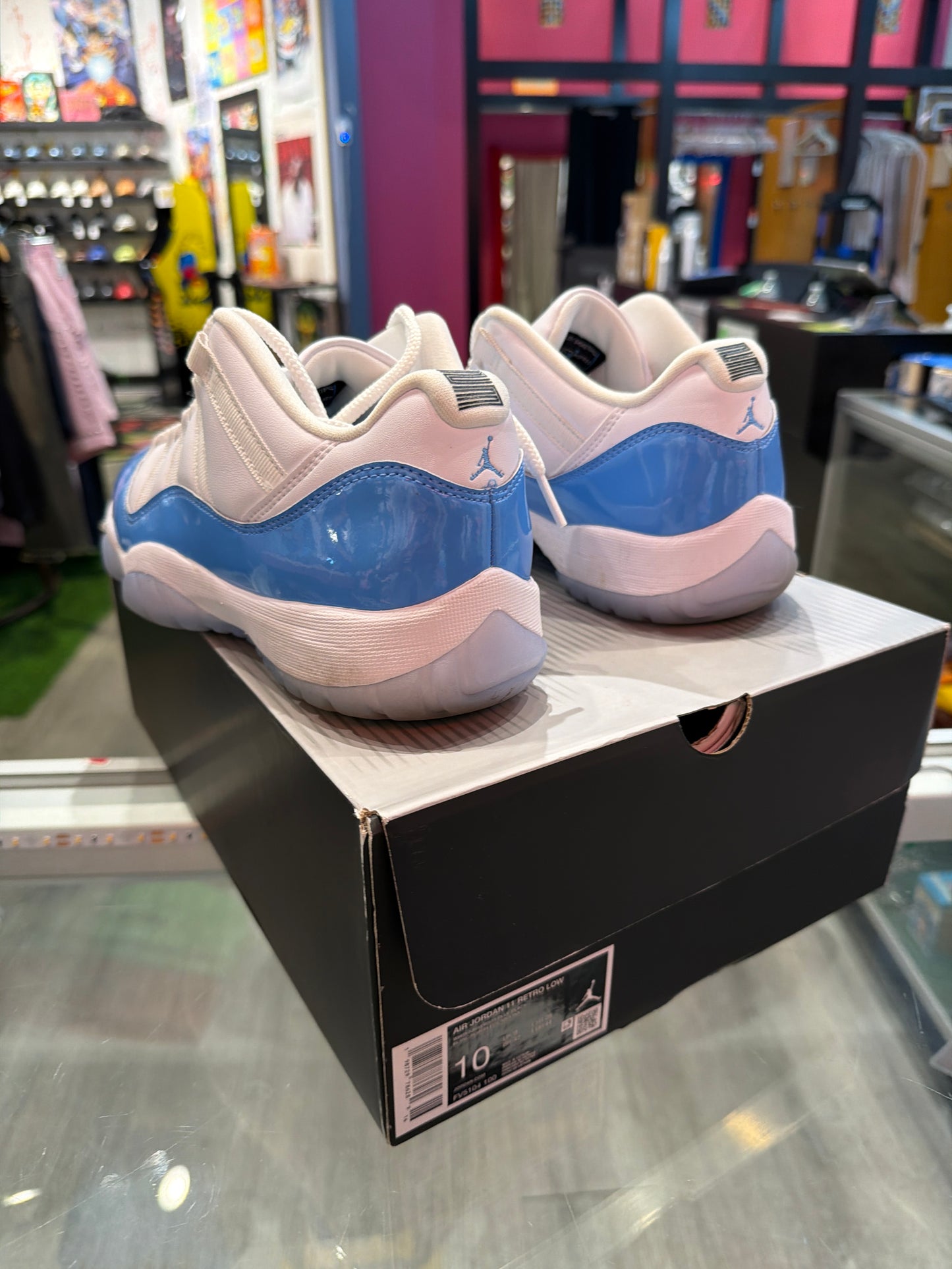 Air Jordan 11 Low University Blue (USED)