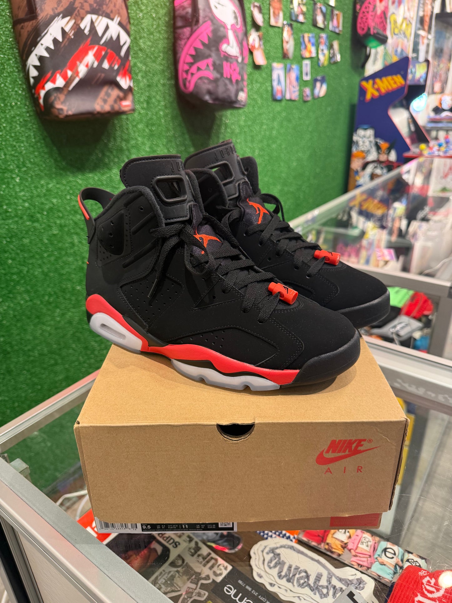 Air Jordan 6 Black Infrared Salesman (2026) (USED)