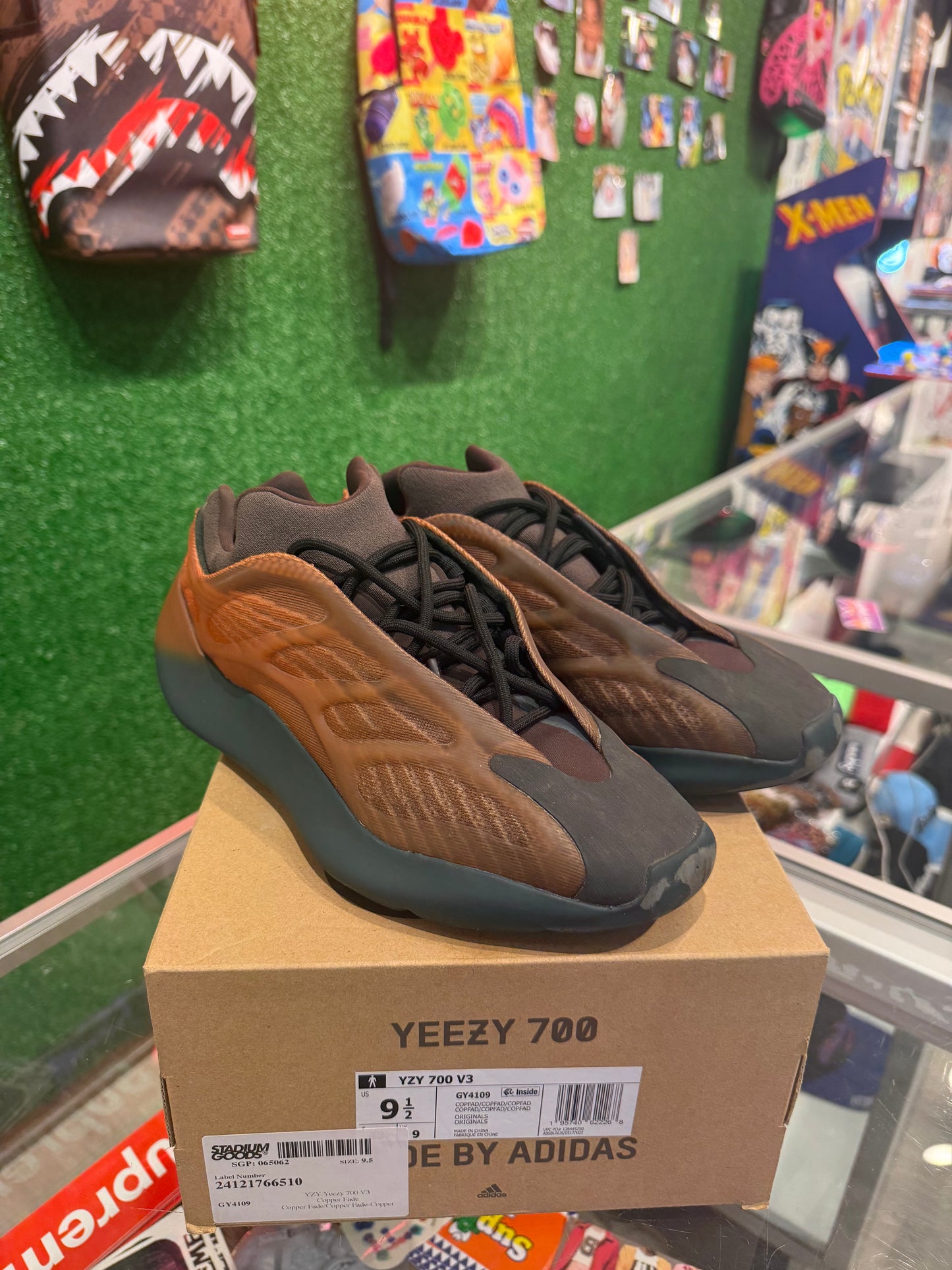 Yeezy 700v3 Copper Fade.  (USED)