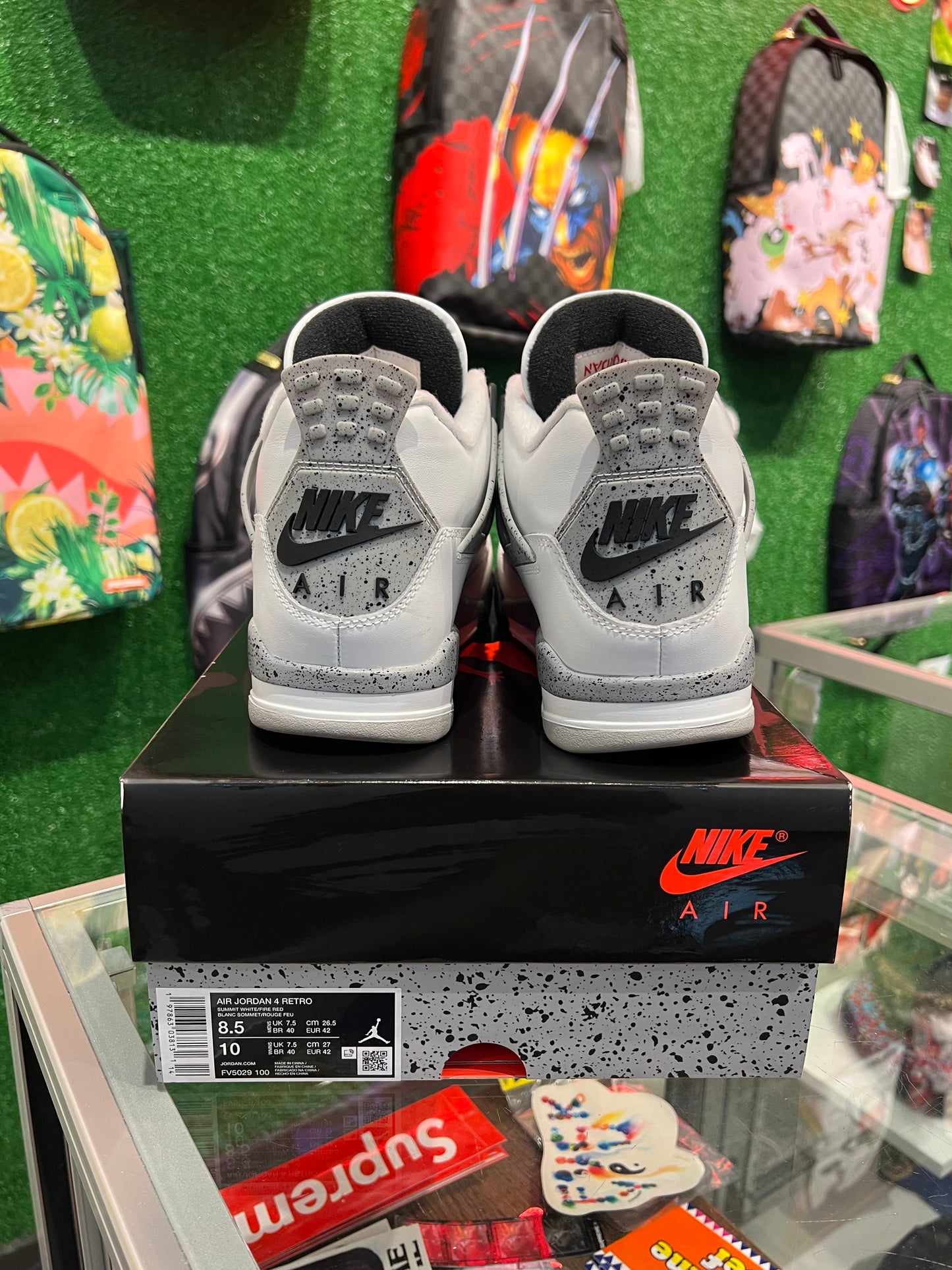 Air Jordan 4 white cement (USED)