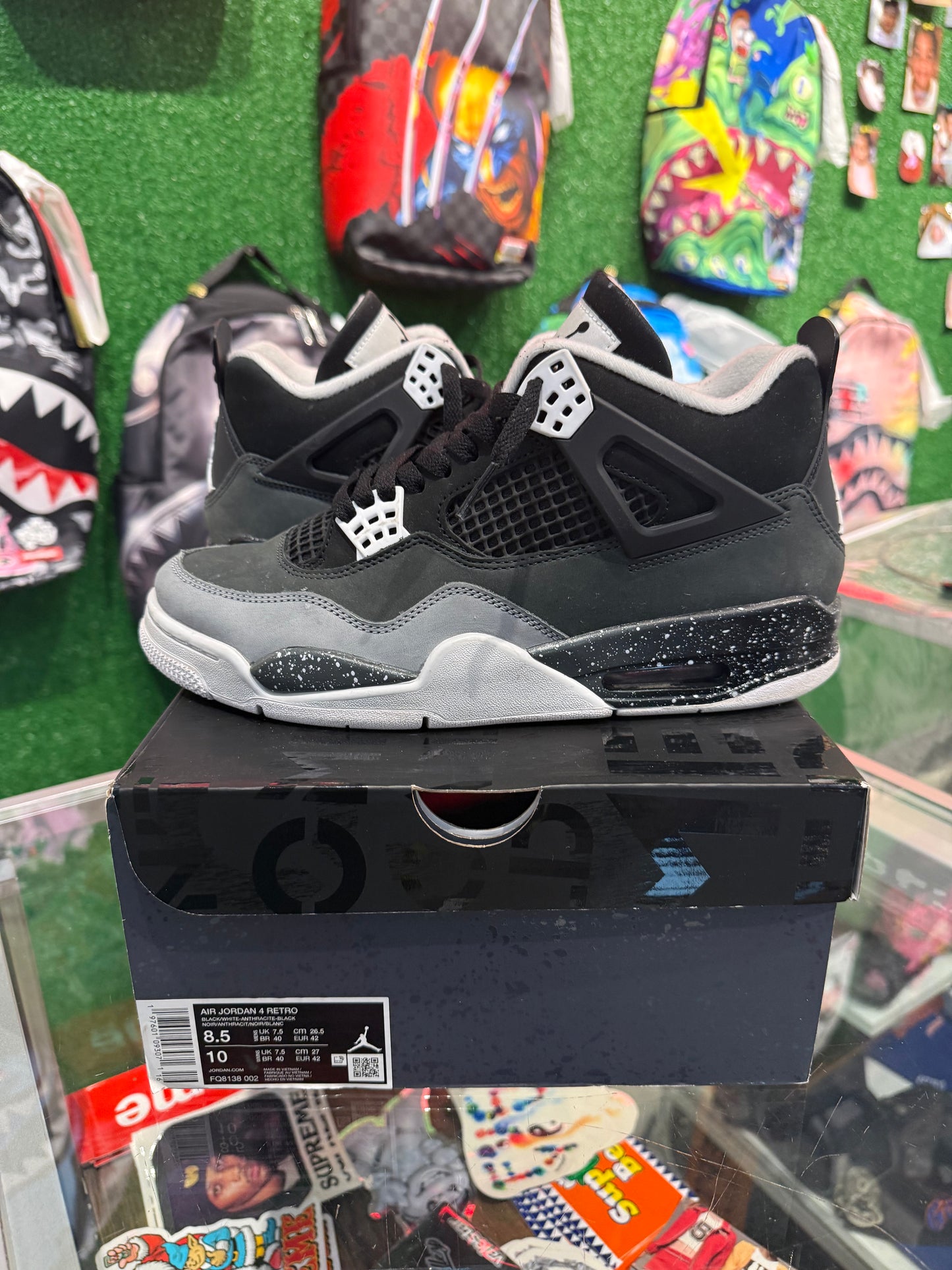 Air Jordan 4 Fear (USED)