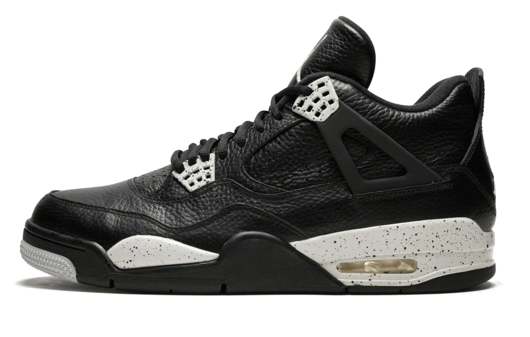 Air Jordan 4 black Oreo (USED)