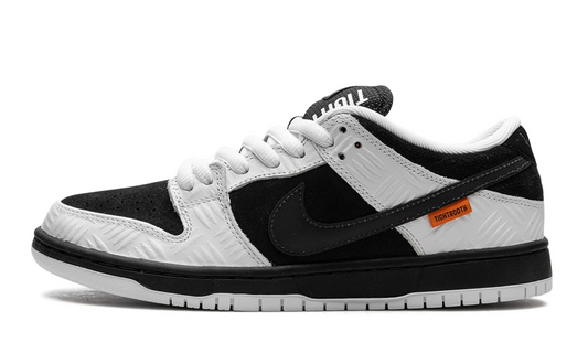 Nike sb dunk low tightbooth(USED)