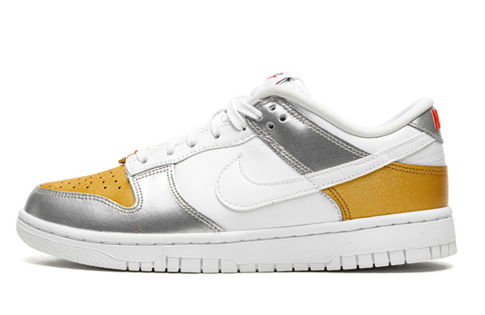 Nike Dunk Low Heirloom