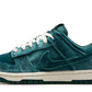 Nike Dunk Low Green Velvet (USED)