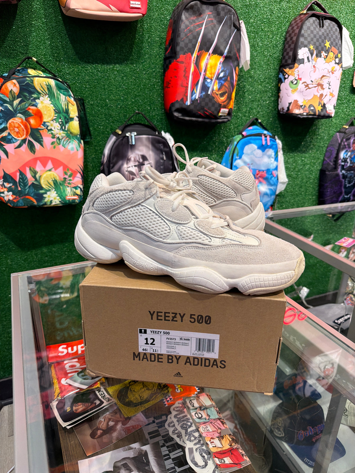 Yeezy 500 bone white (USED)